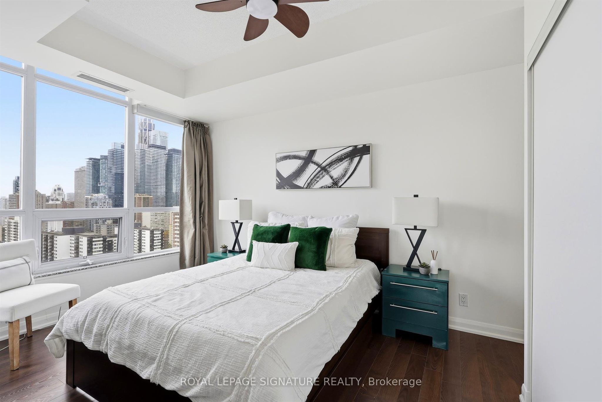 500 Sherbourne Street 2009 Property Photo 14