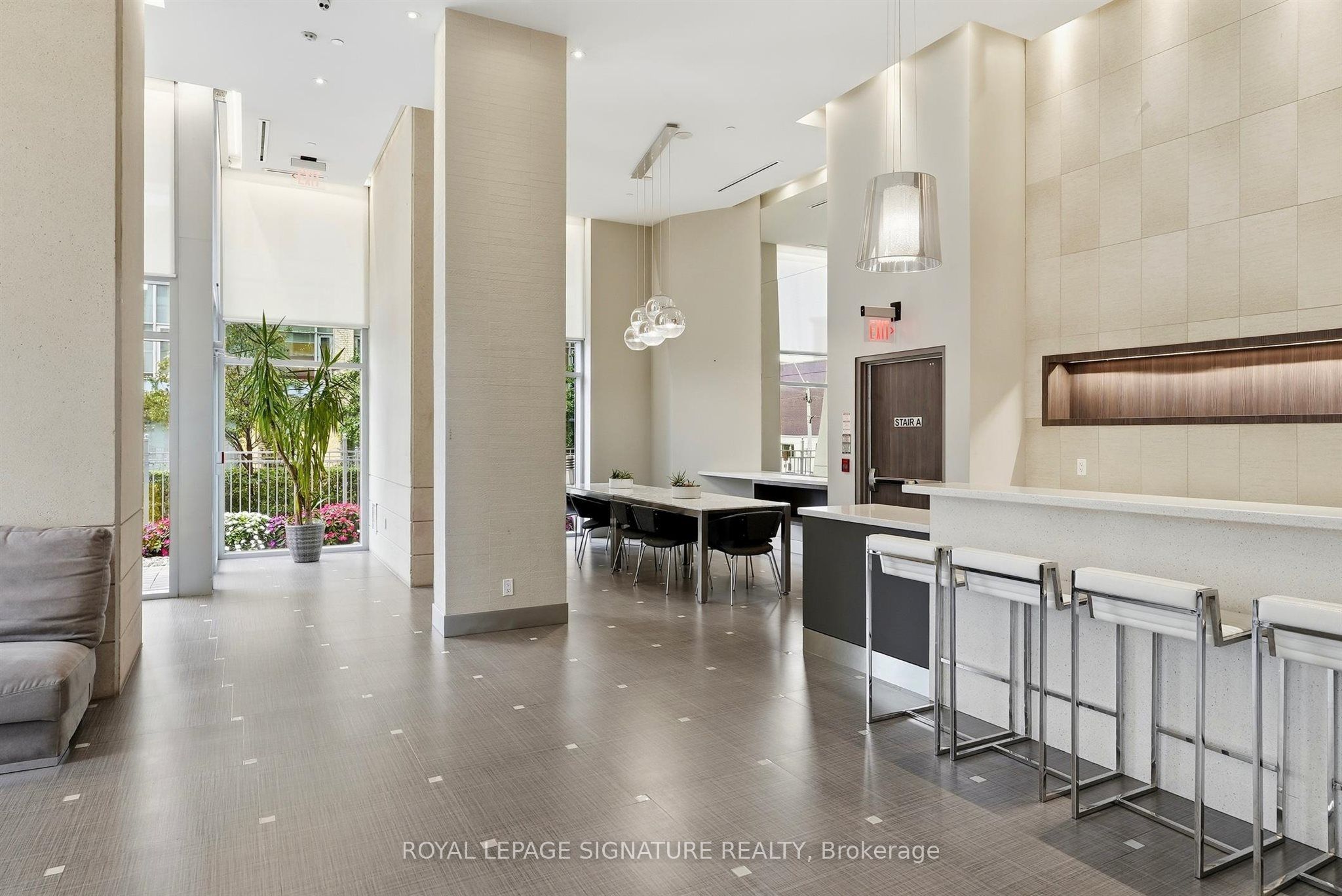 500 Sherbourne Street 2009 Property Photo 28