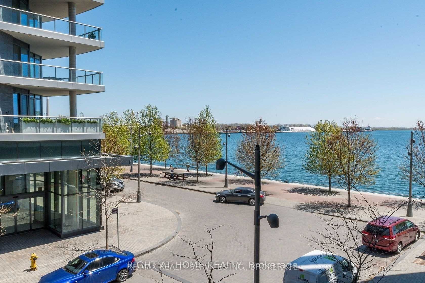 55 Merchants Wharf 519 Property Photo 6