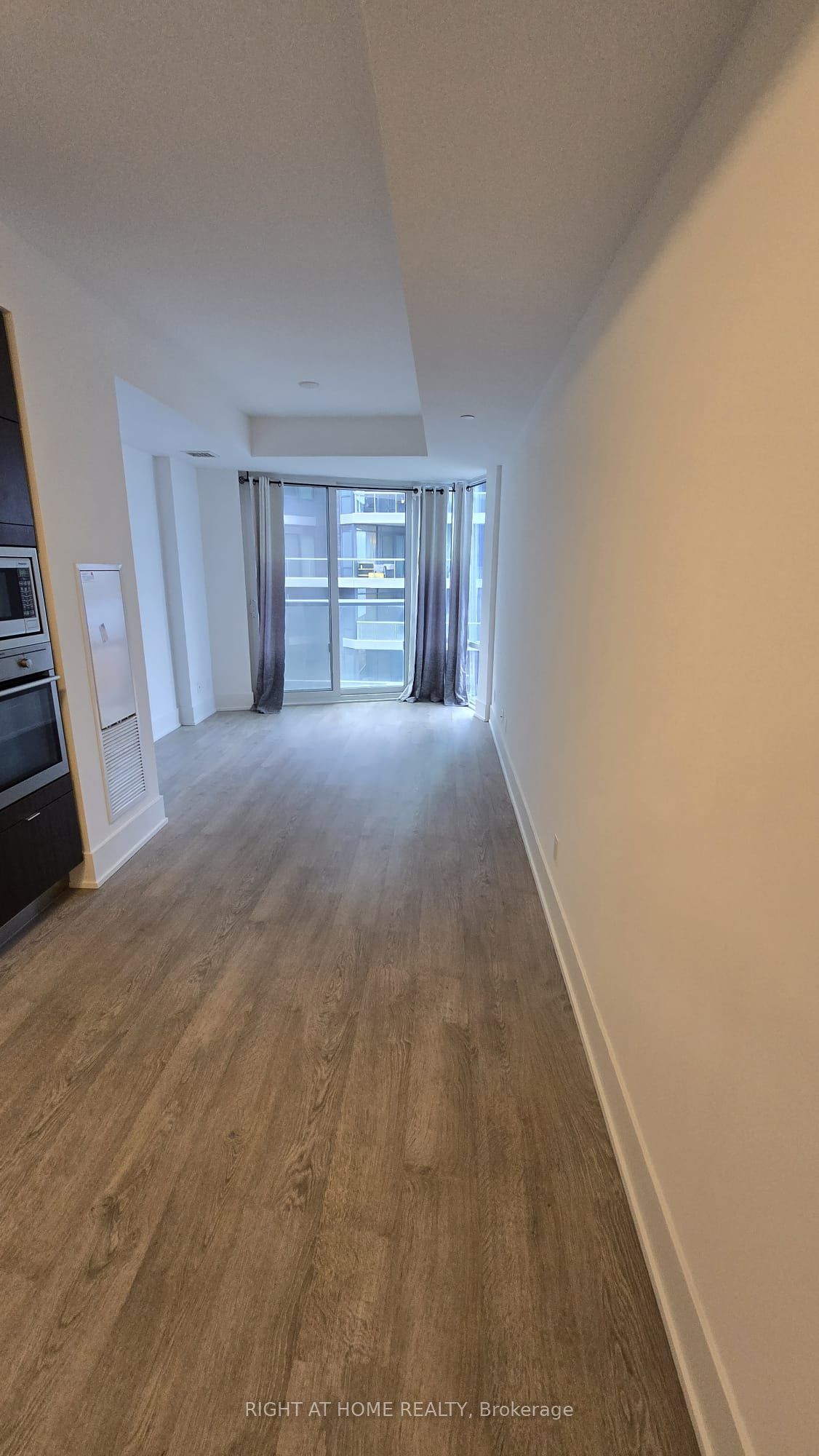 55 Merchants Wharf 519 Property Photo 21