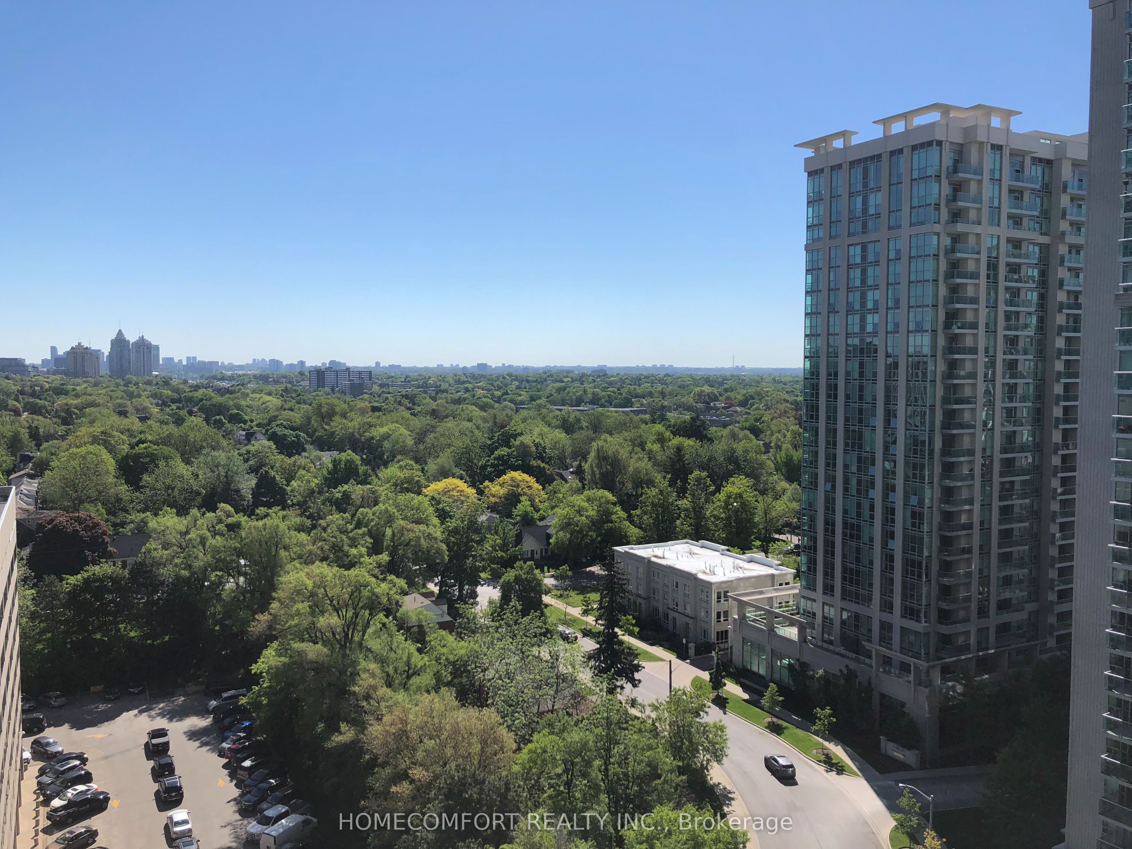23 Sheppard Avenue East Avenue 1608 Property Photo 3