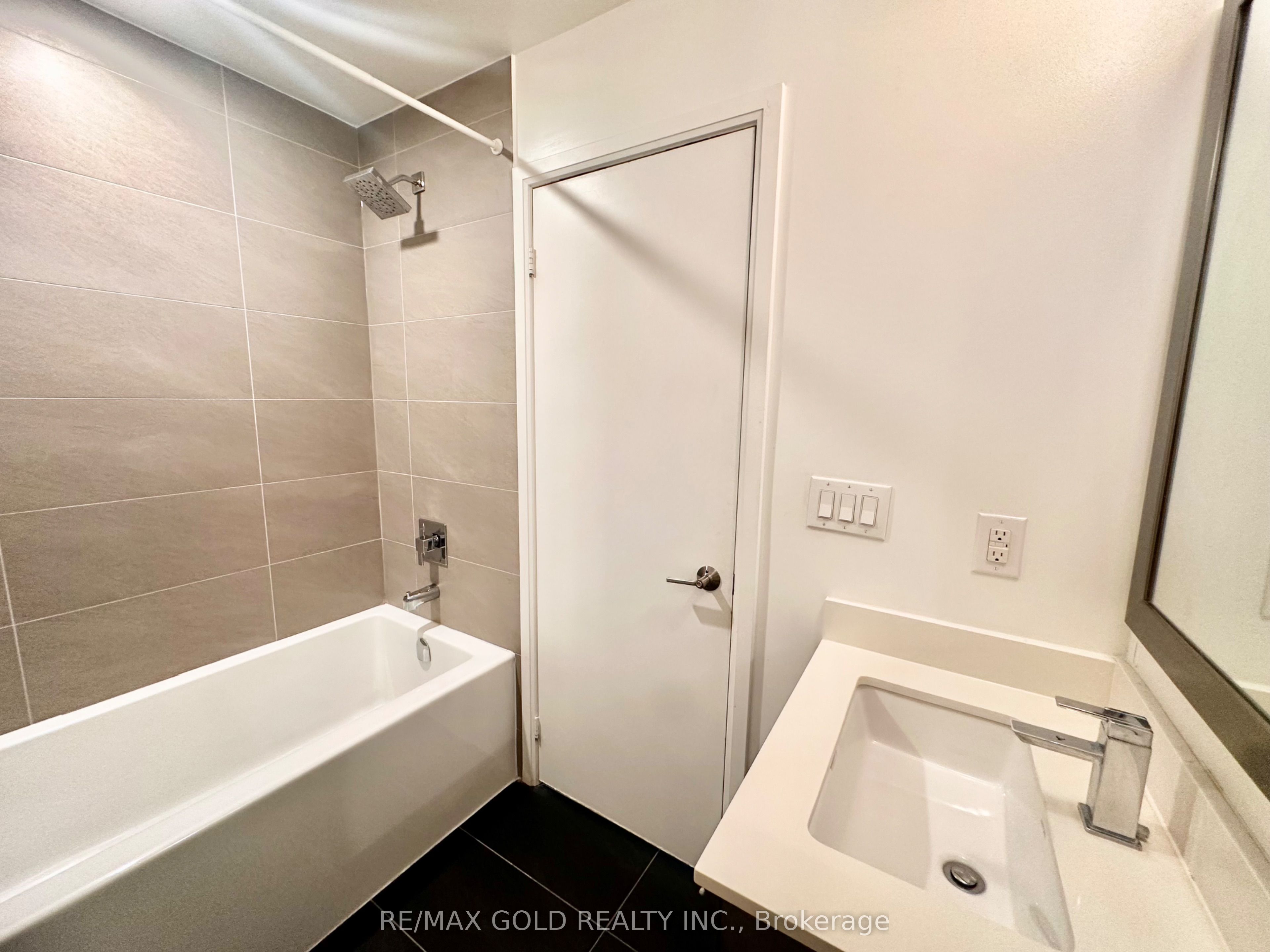 11 Bogert Avenue 702 Property Photo 18