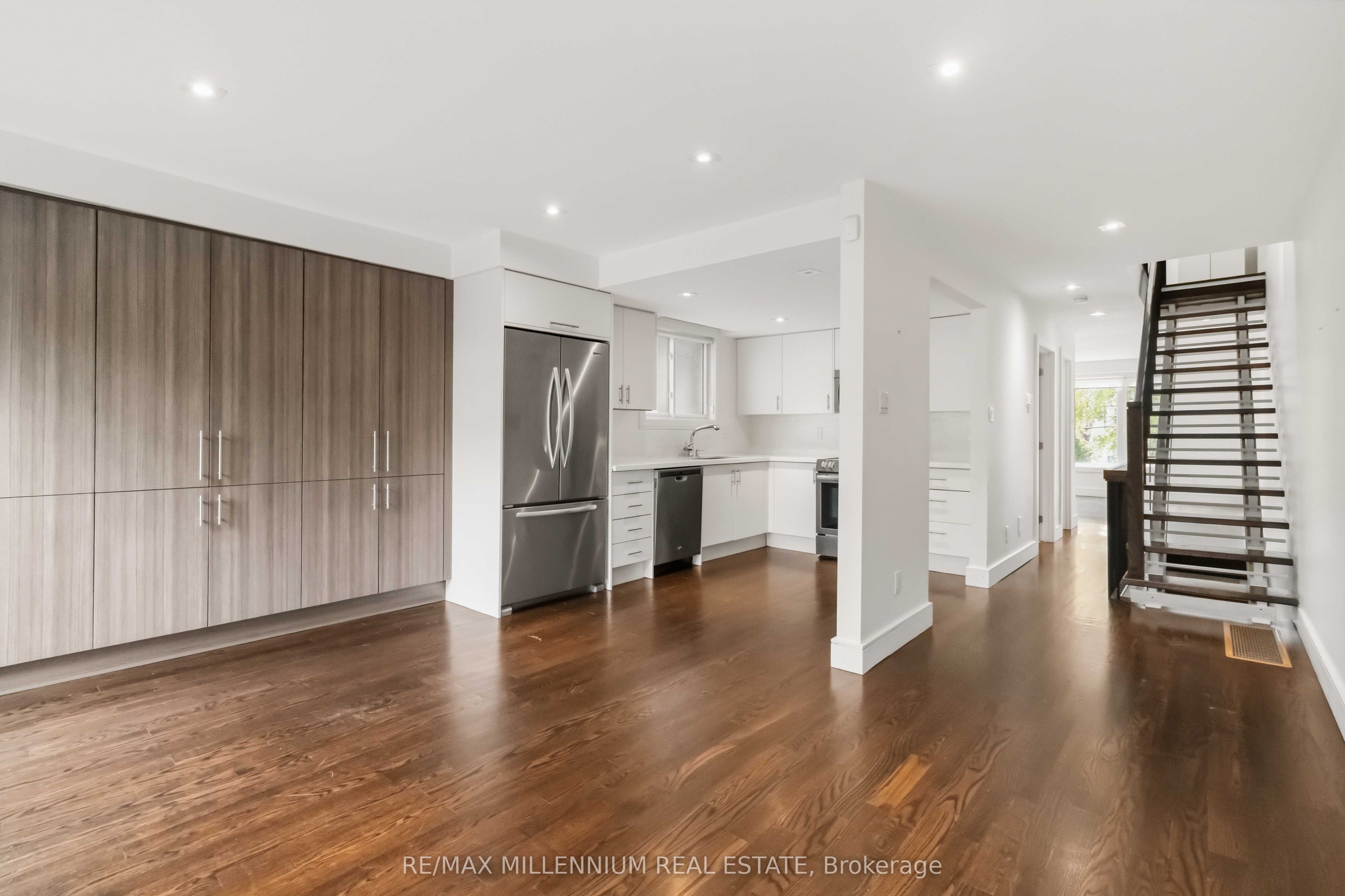 65 Castlefield Avenue Property Photo 21