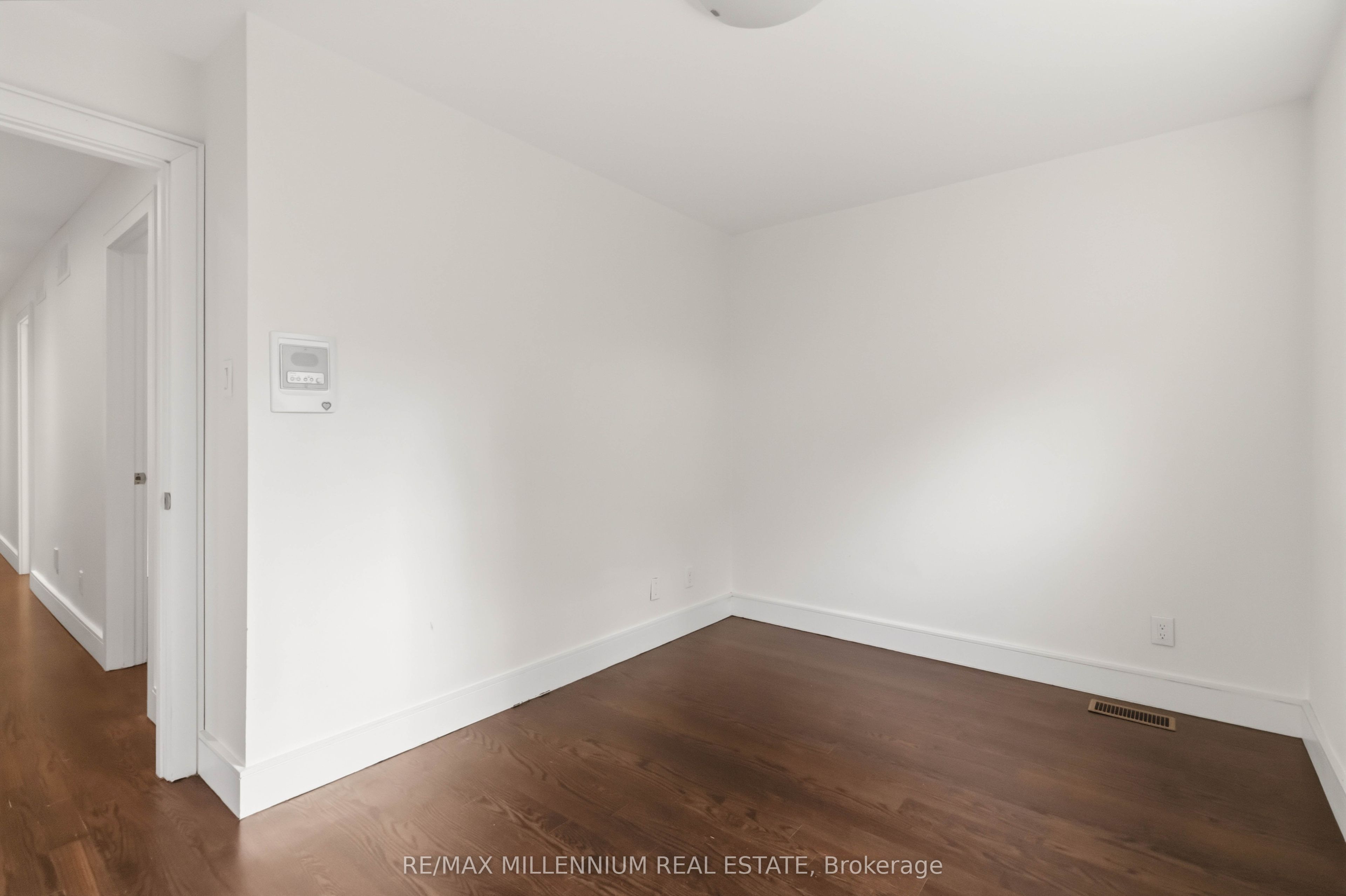 65 Castlefield Avenue Property Photo 35