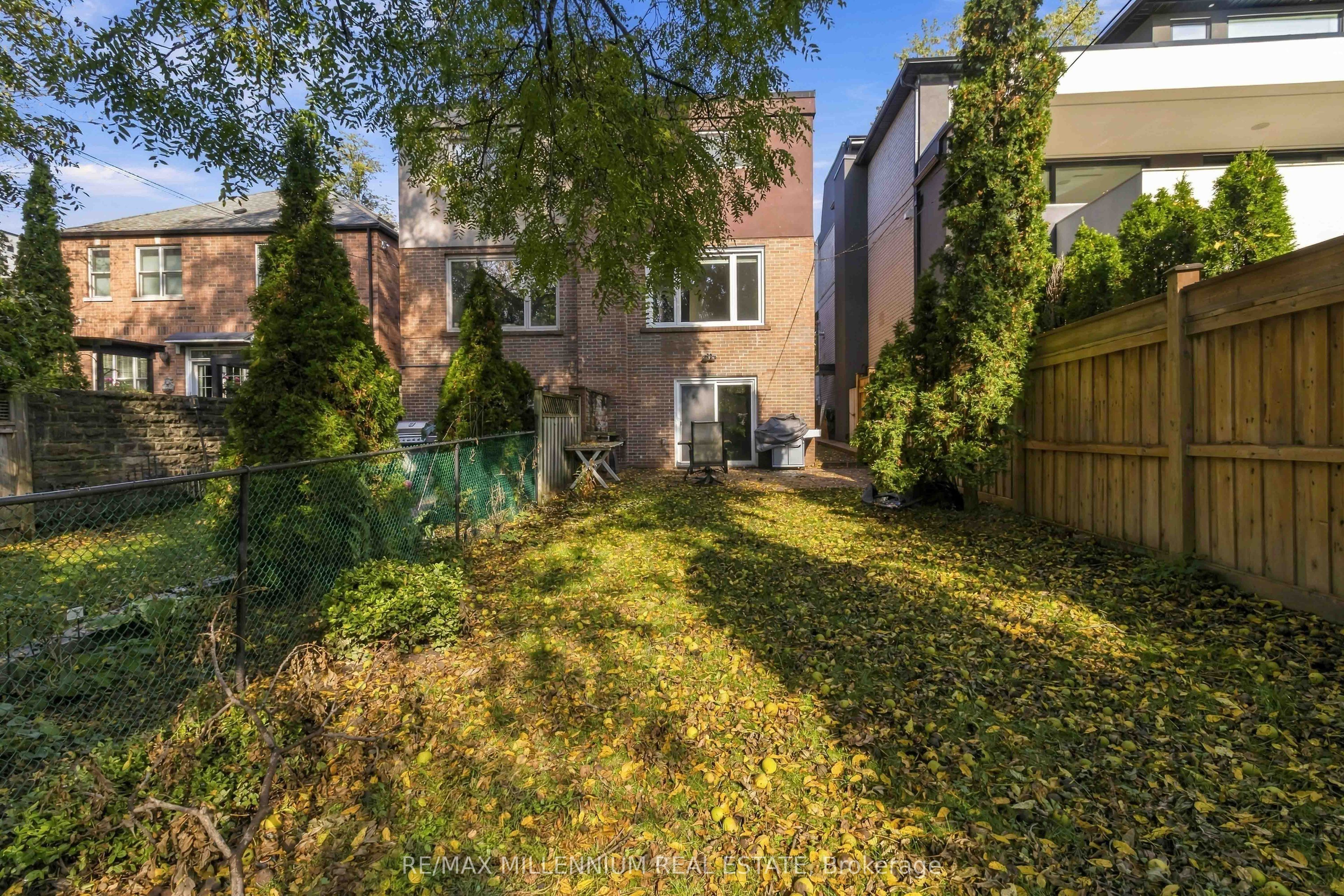 65 Castlefield Avenue Property Photo 49