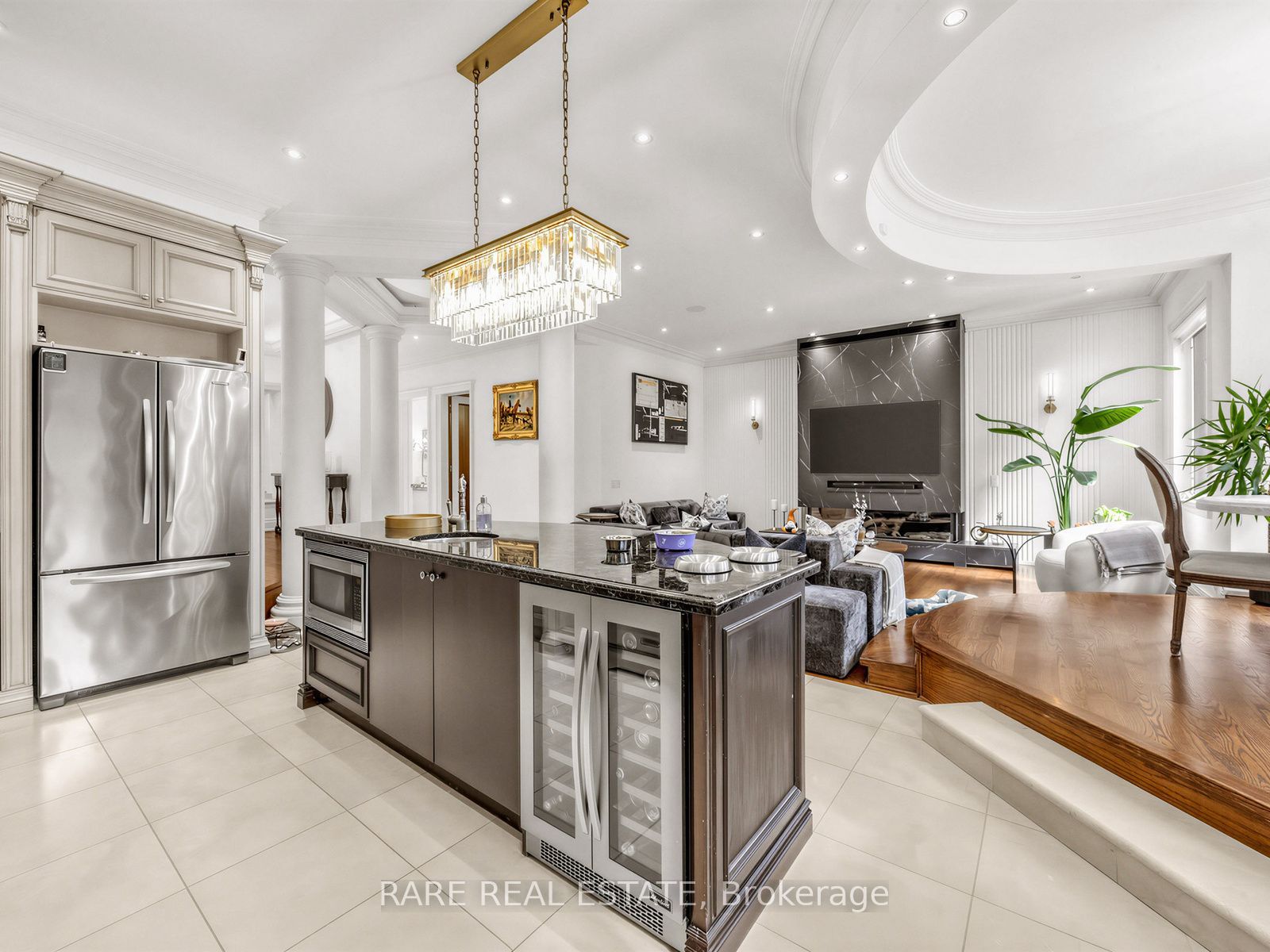 223 Byng Avenue Property Photo 8