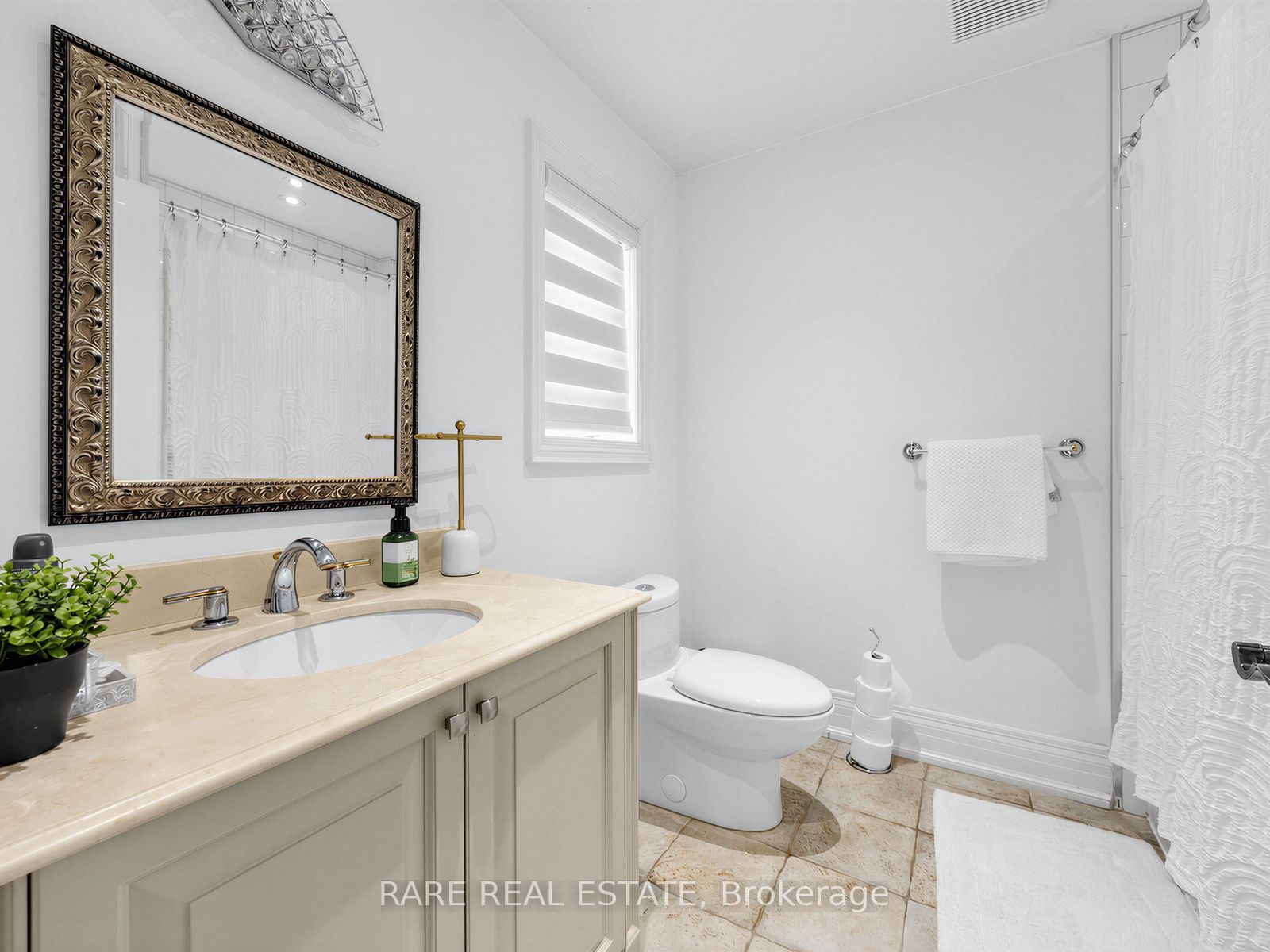 223 Byng Avenue Property Photo 14
