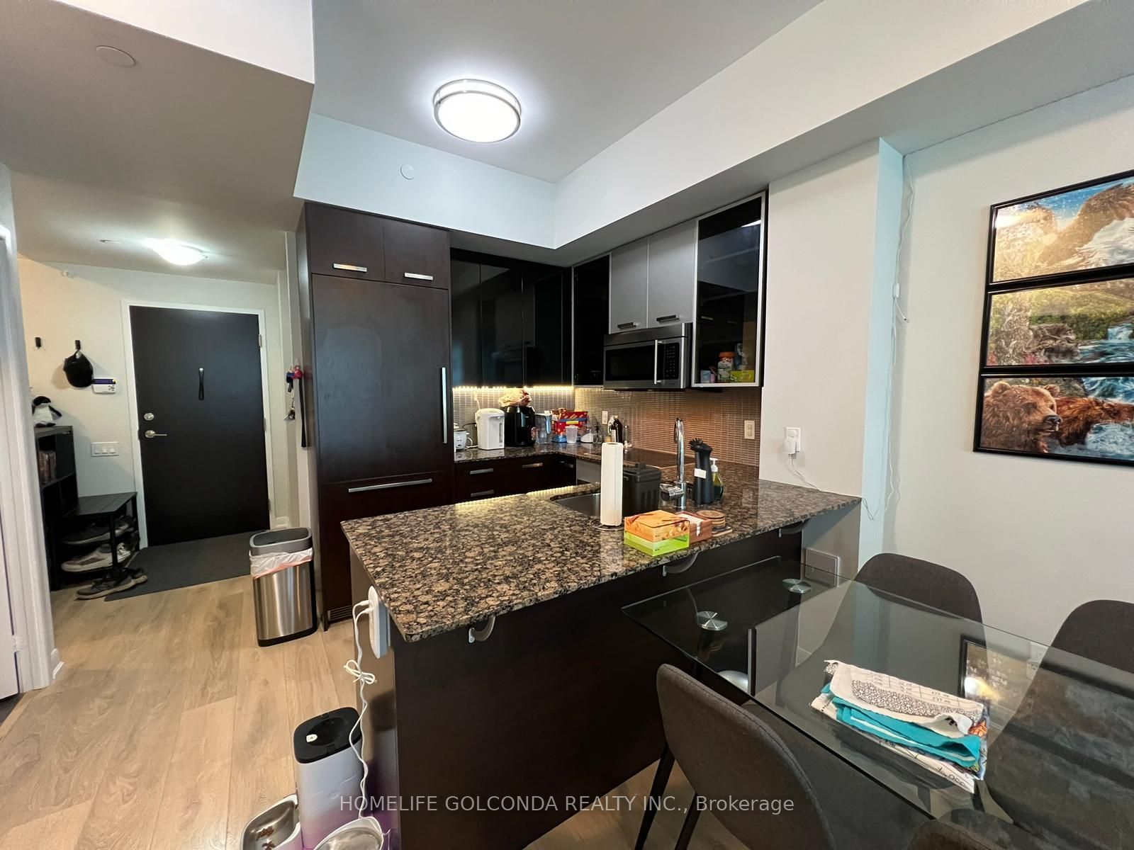 5168 Yonge Street 102 Property Photo 3