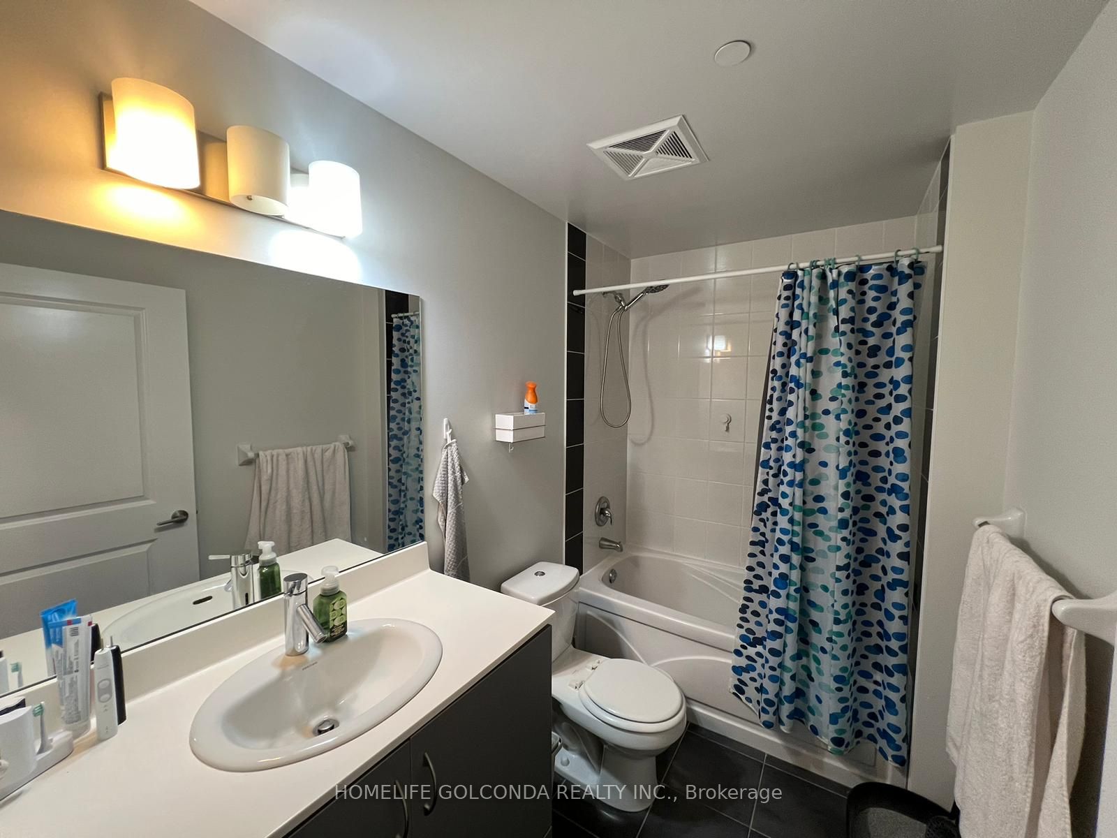 5168 Yonge Street 102 Property Photo 4