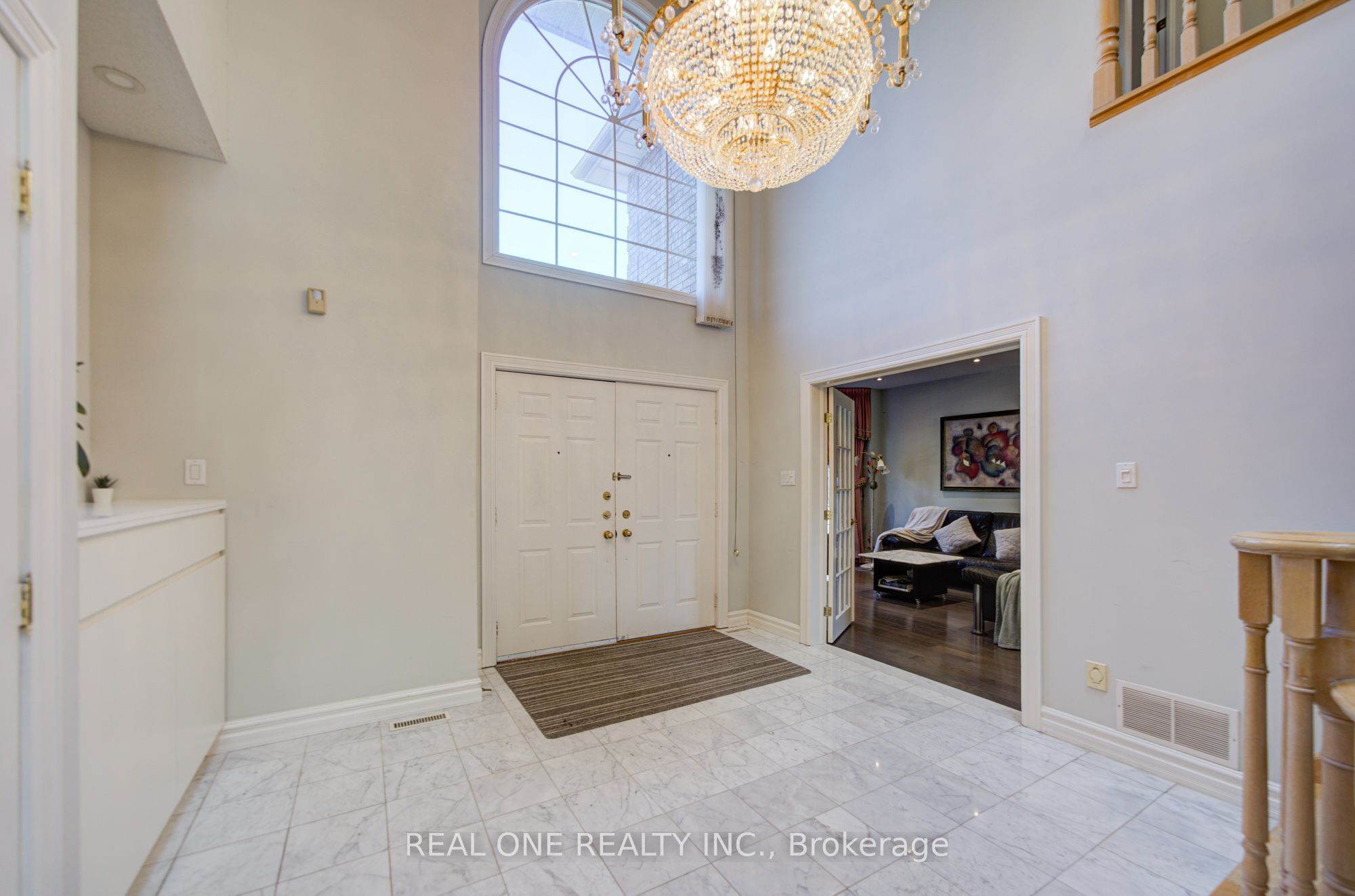 261 Mckee Avenue Property Photo 4