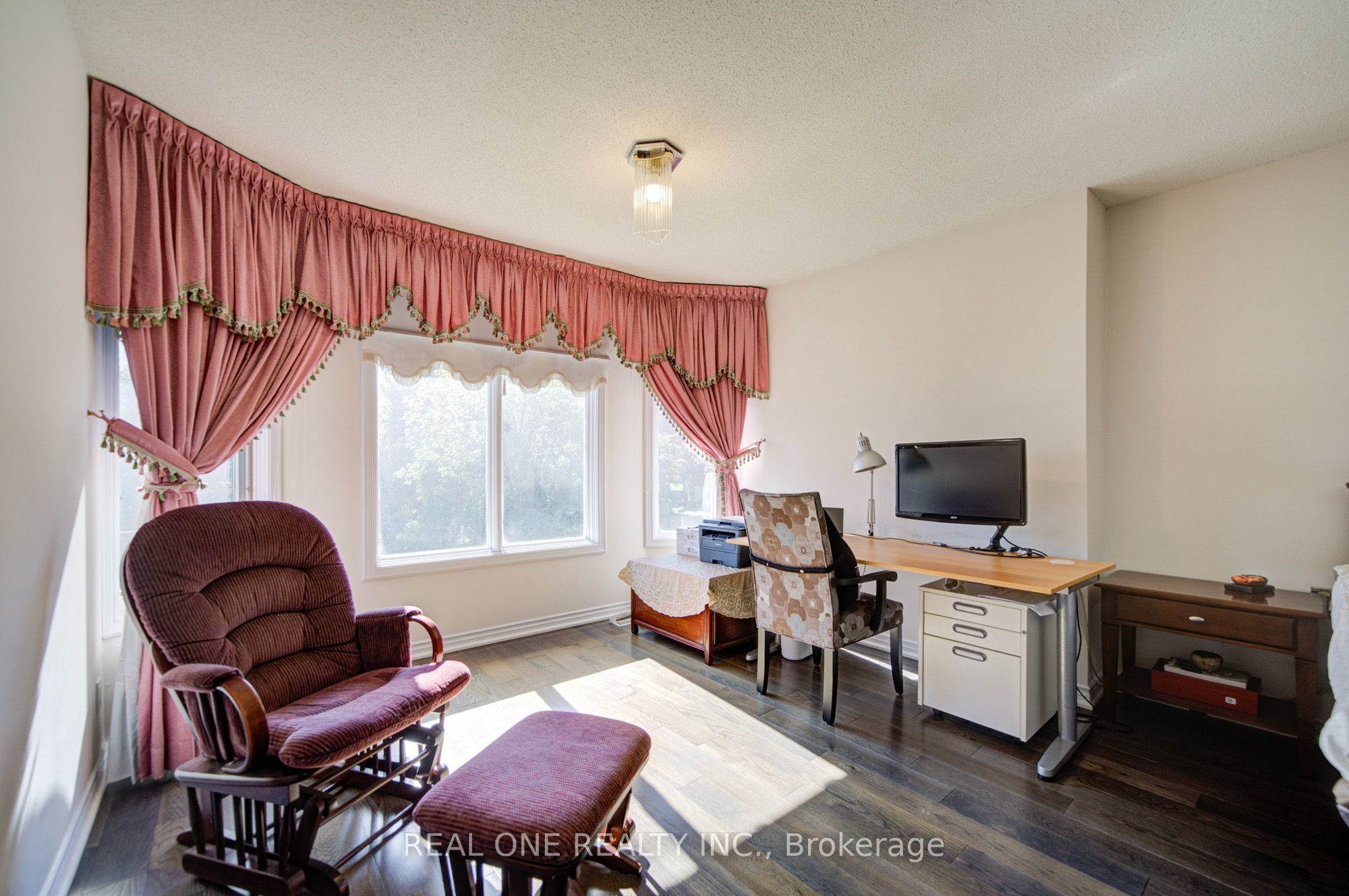 261 Mckee Avenue Property Photo 19