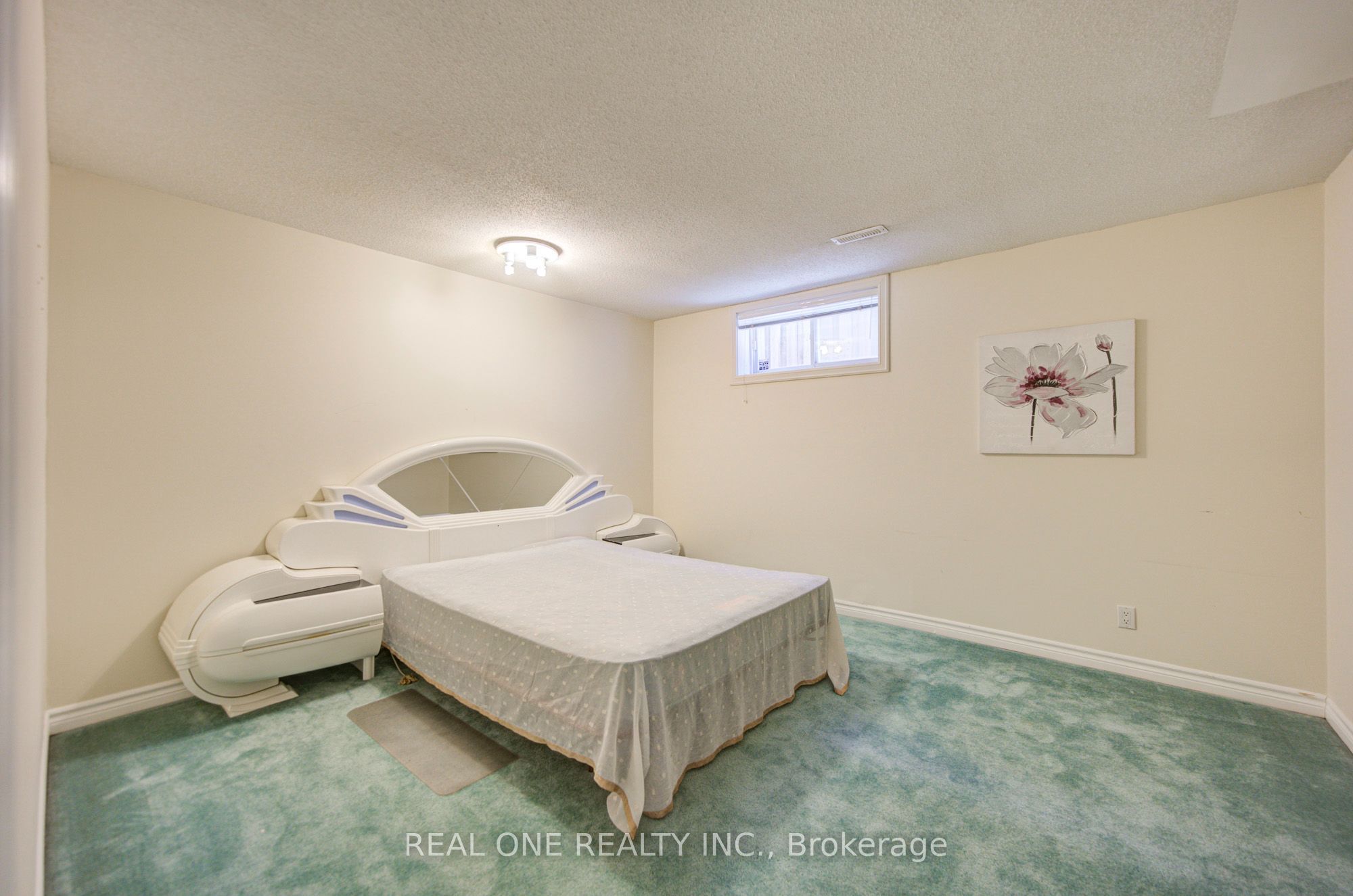 261 Mckee Avenue Property Photo 36