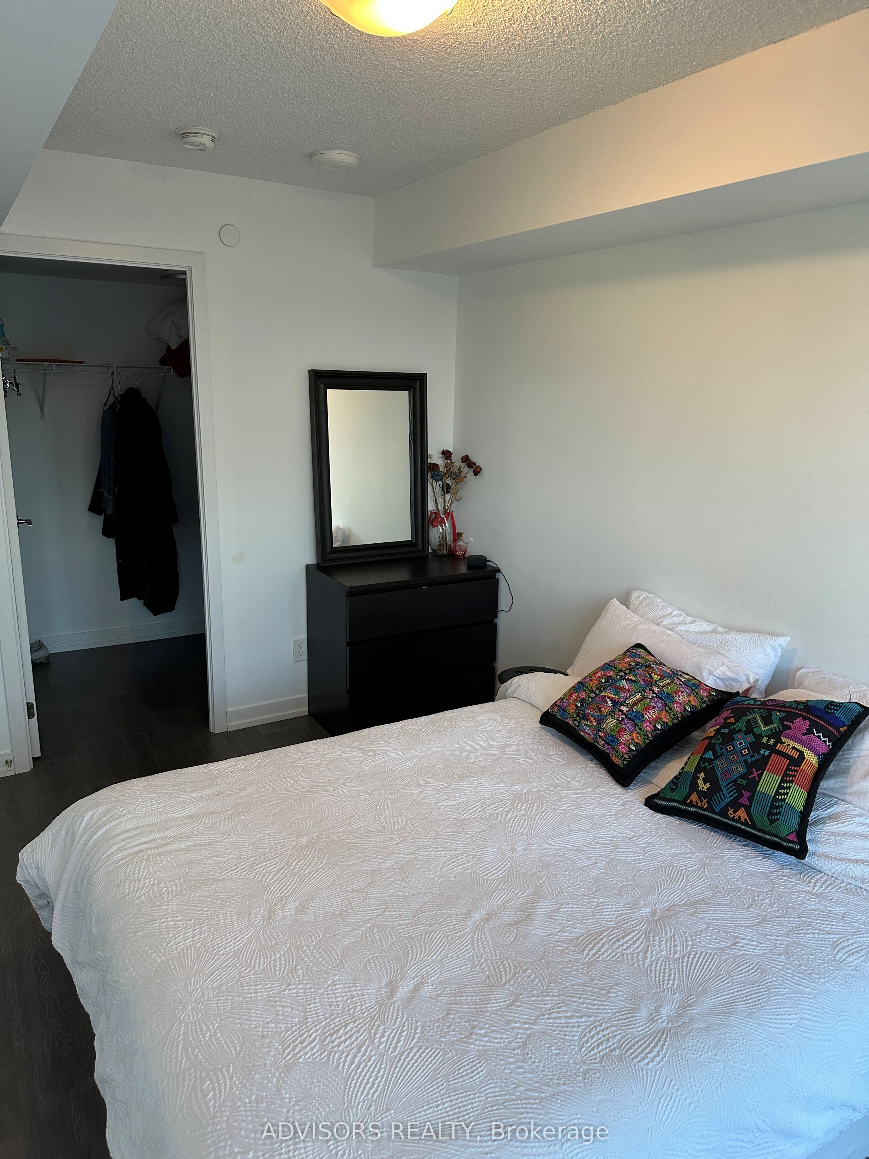 125 Redpath Avenue 2402 Property Photo 8