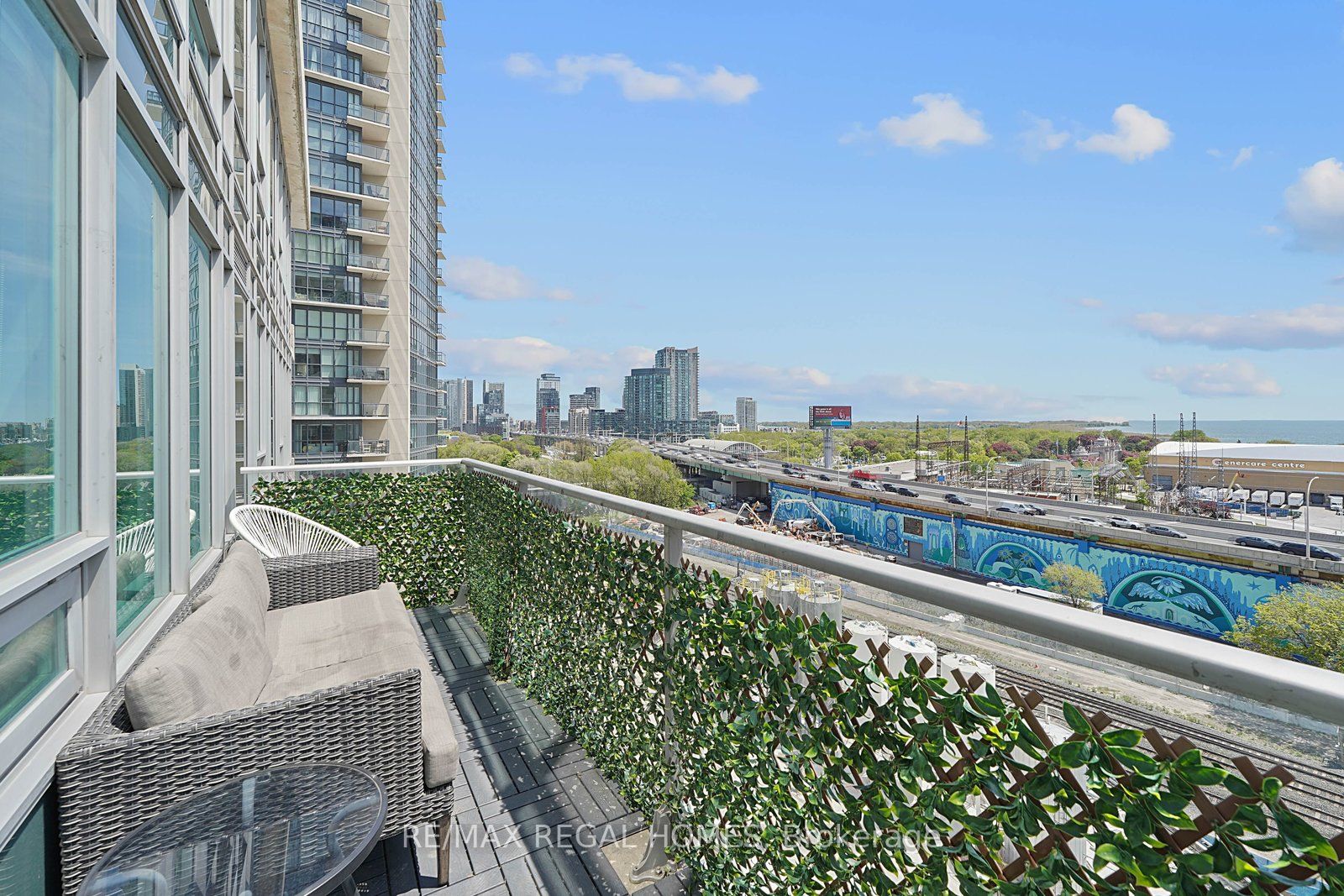 55 East Liberty Street 909 Property Photo 13