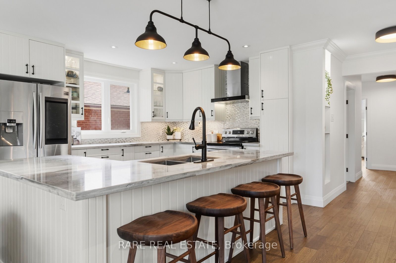 35 Kennard Avenue Property Photo 8