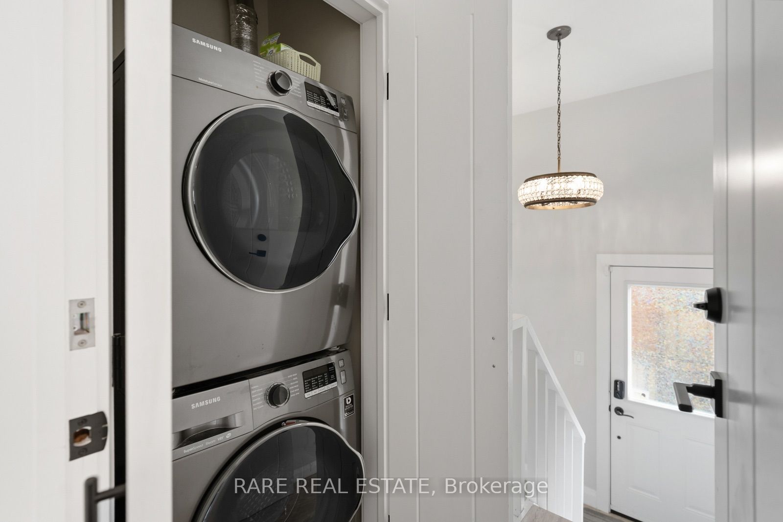 35 Kennard Avenue Property Photo 13