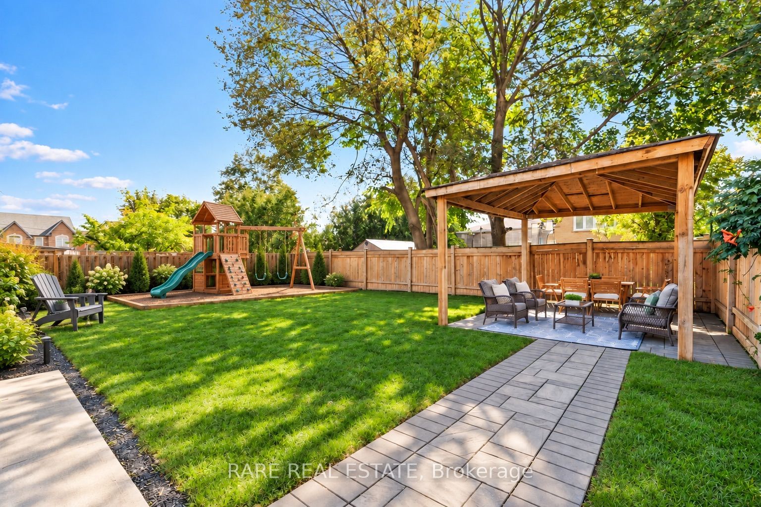 35 Kennard Avenue Property Photo 27