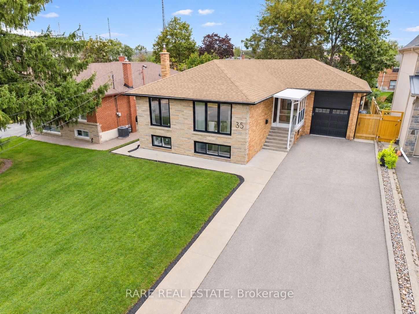35 Kennard Avenue Property Photo 31