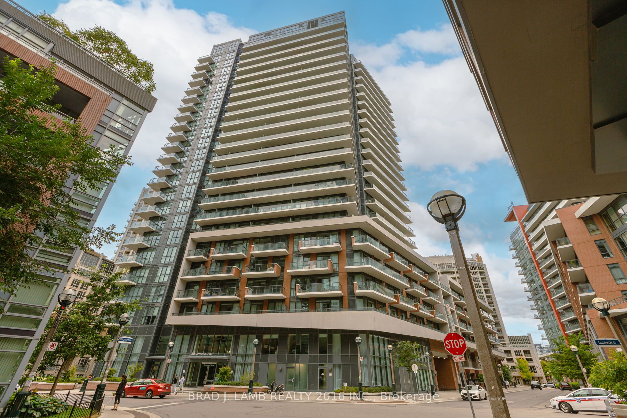 38 Iannuzzi Street 642 Property Photo 2