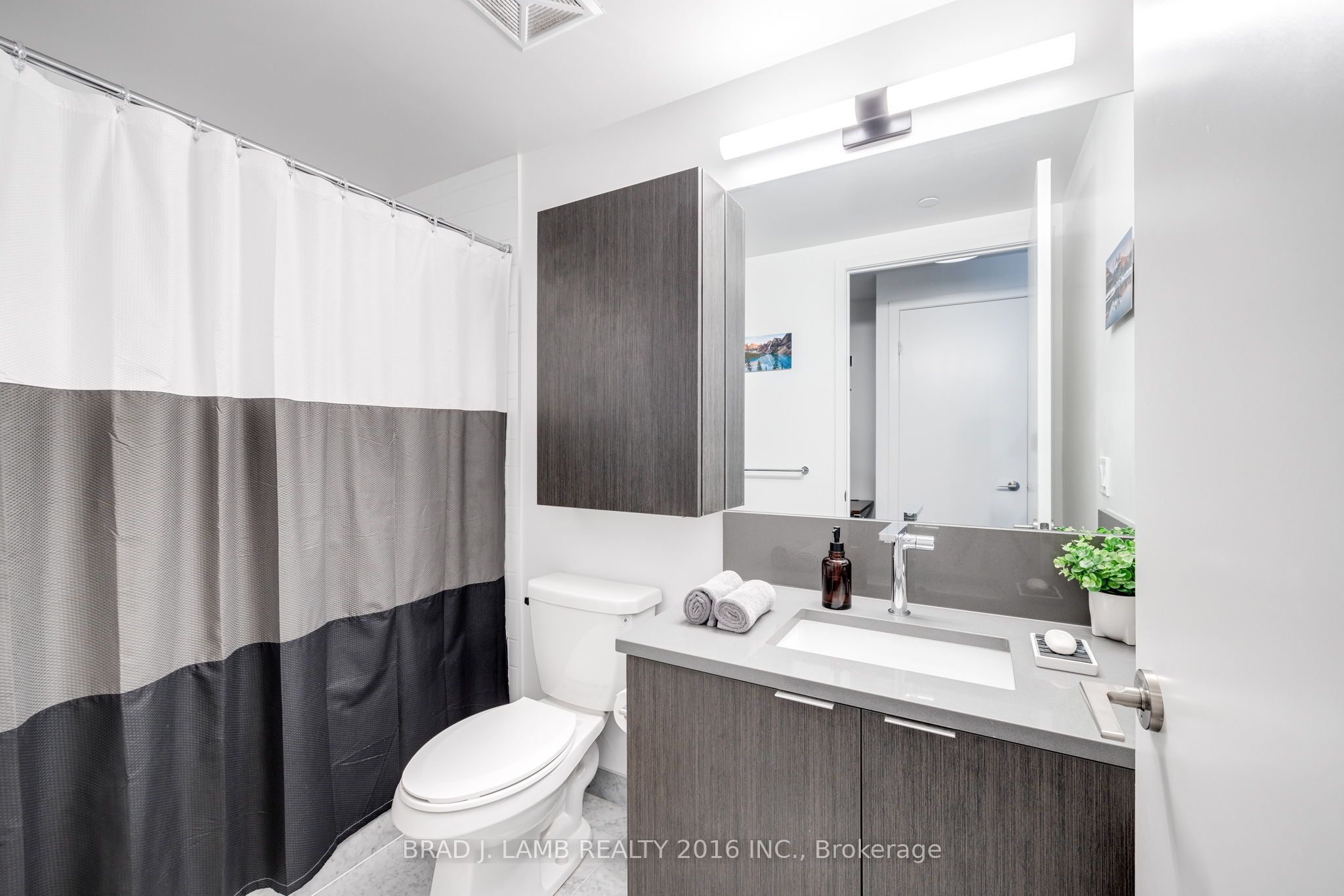 38 Iannuzzi Street 642 Property Photo 18