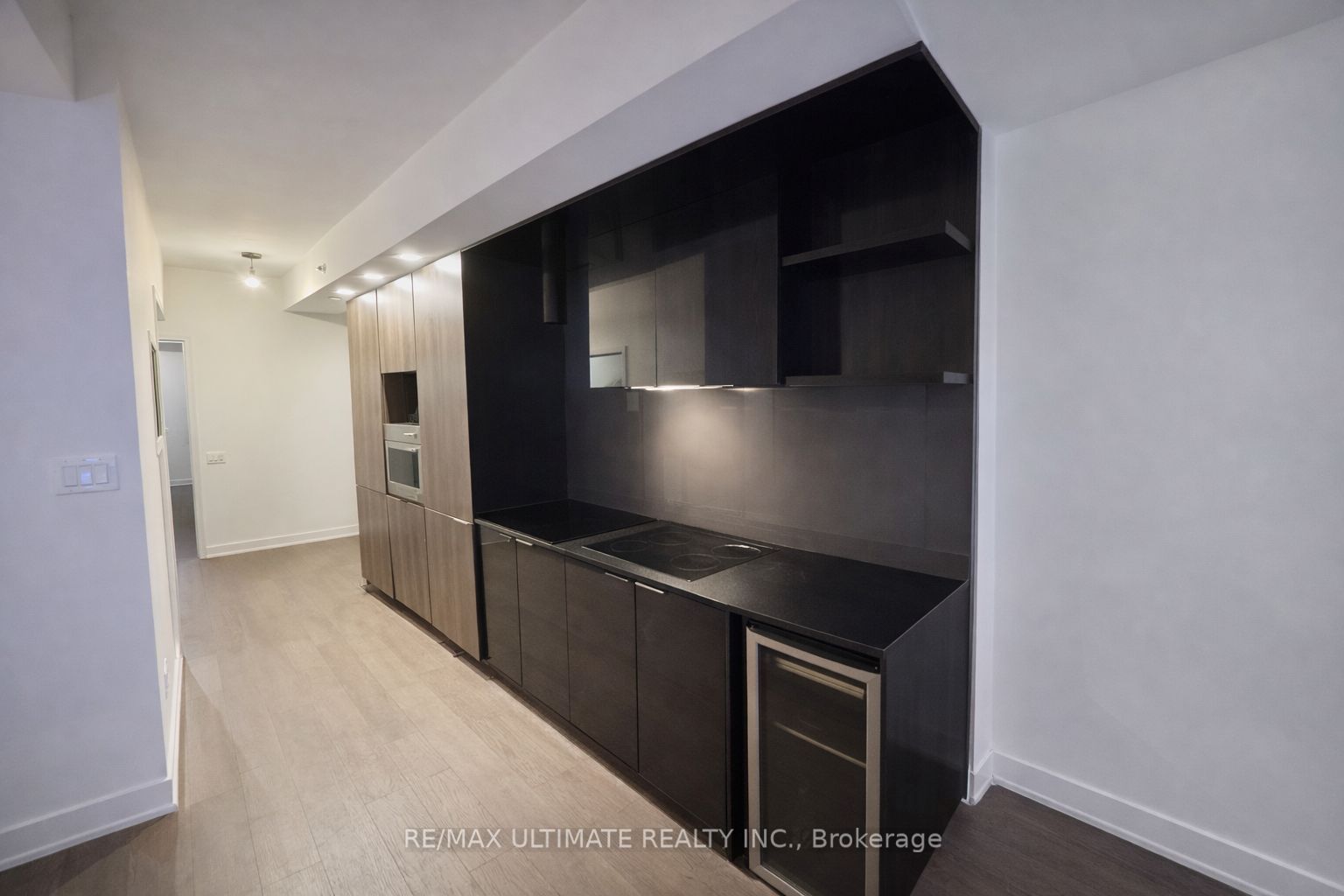 70 Temperance Street 605 Property Photo 2