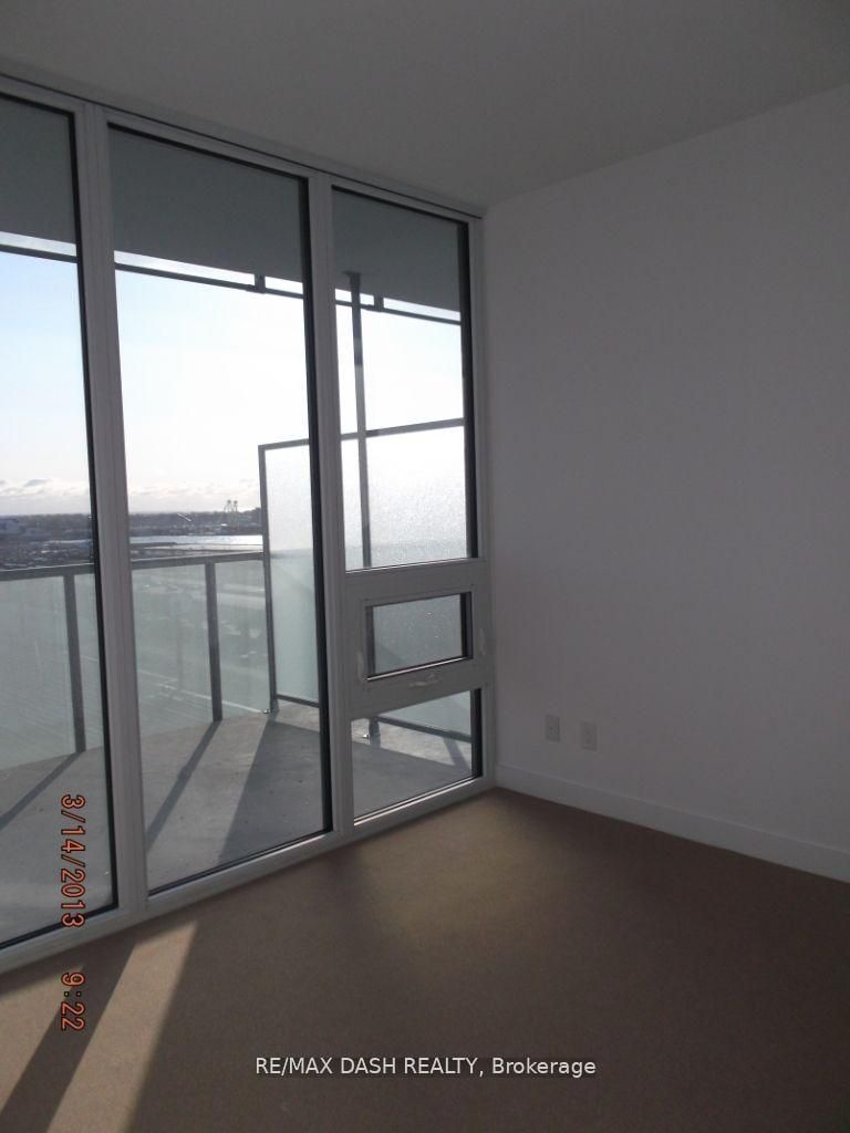 1 Market Street 1009 Property Photo 12