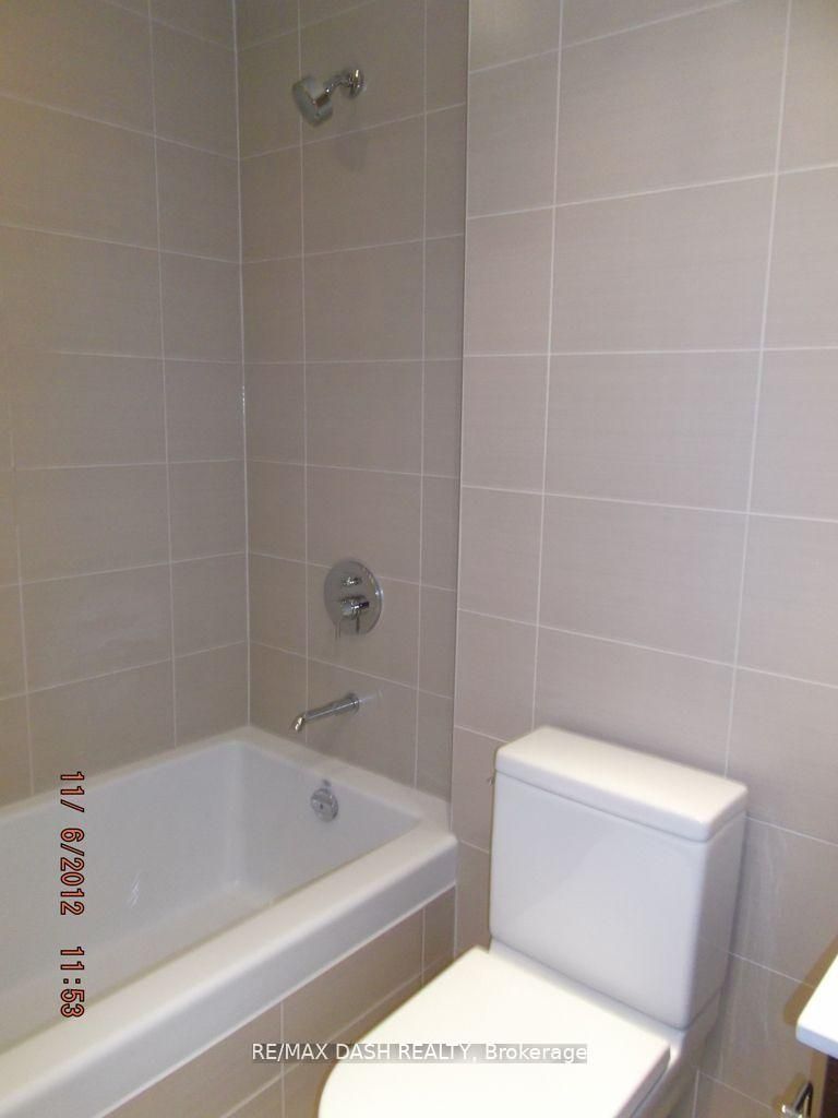 1 Market Street 1009 Property Photo 13