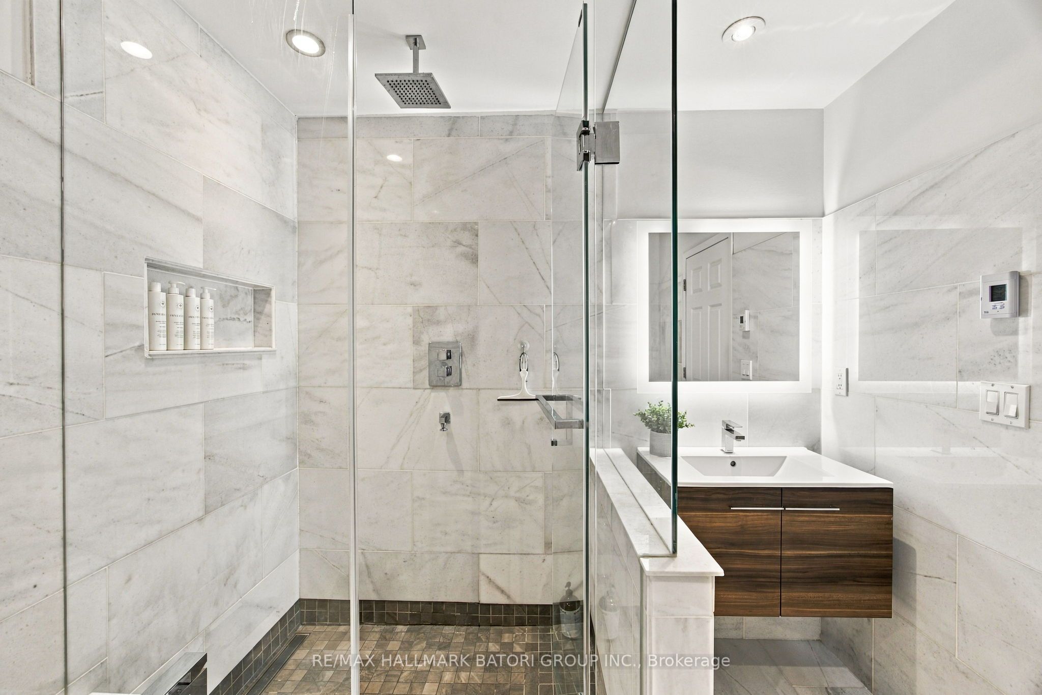 58 Ellsworth Avenue Property Photo 23