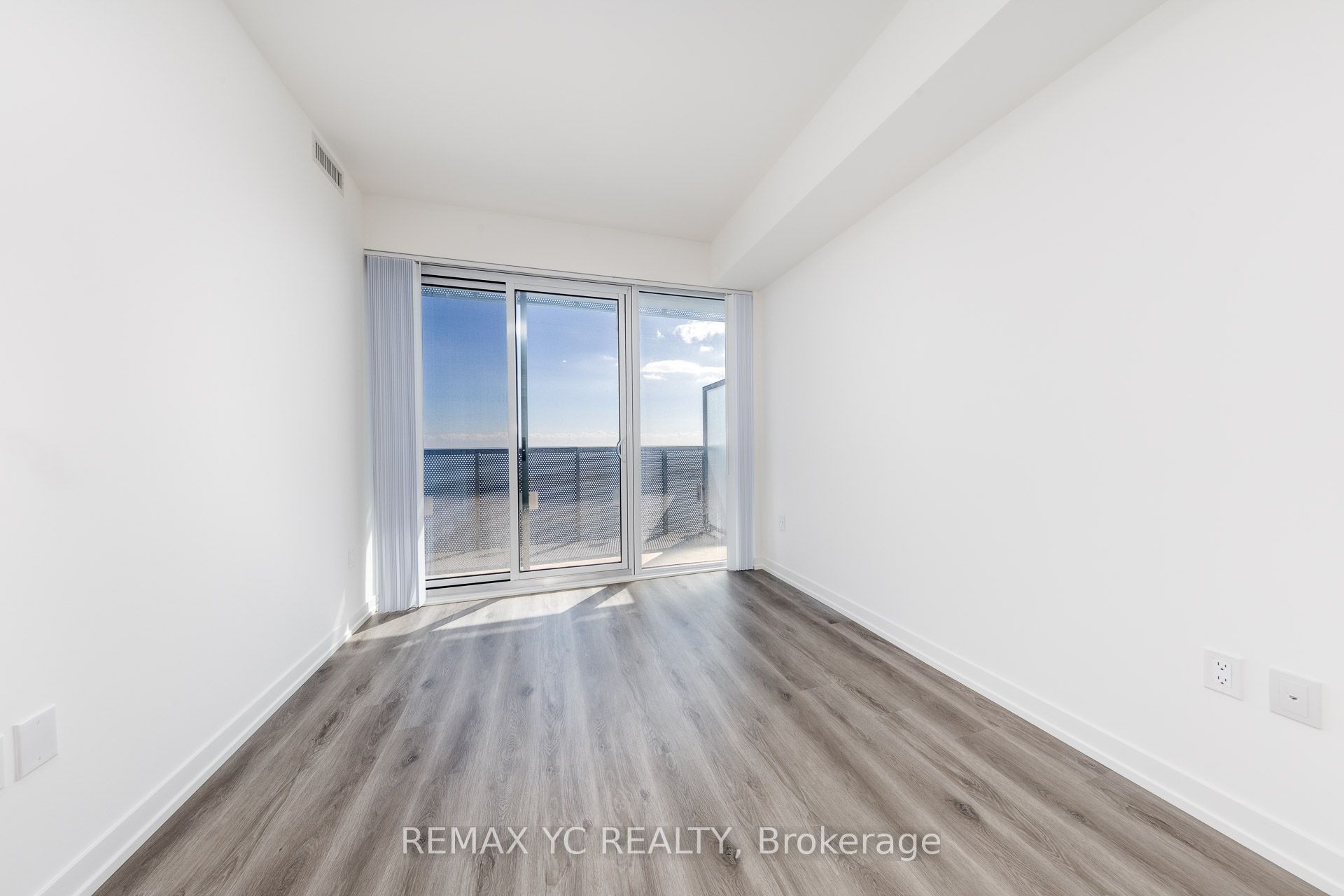 138 Downes Street 7108 Property Photo 13