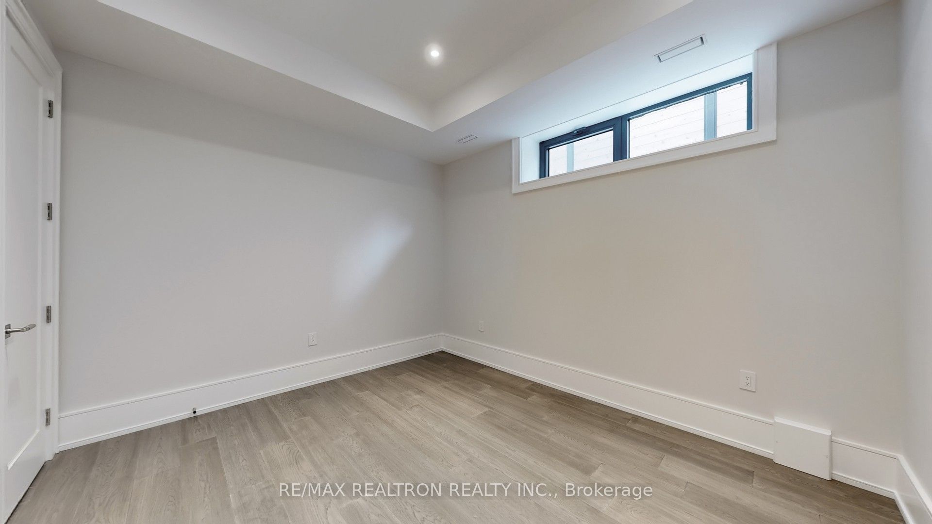 34 Morewood Crescent Property Photo 24