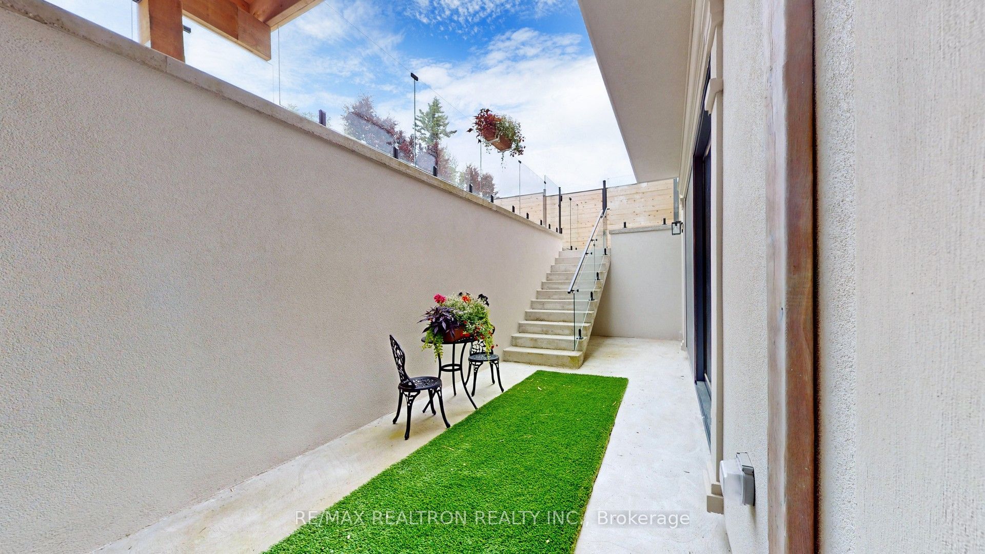 34 Morewood Crescent Property Photo 32