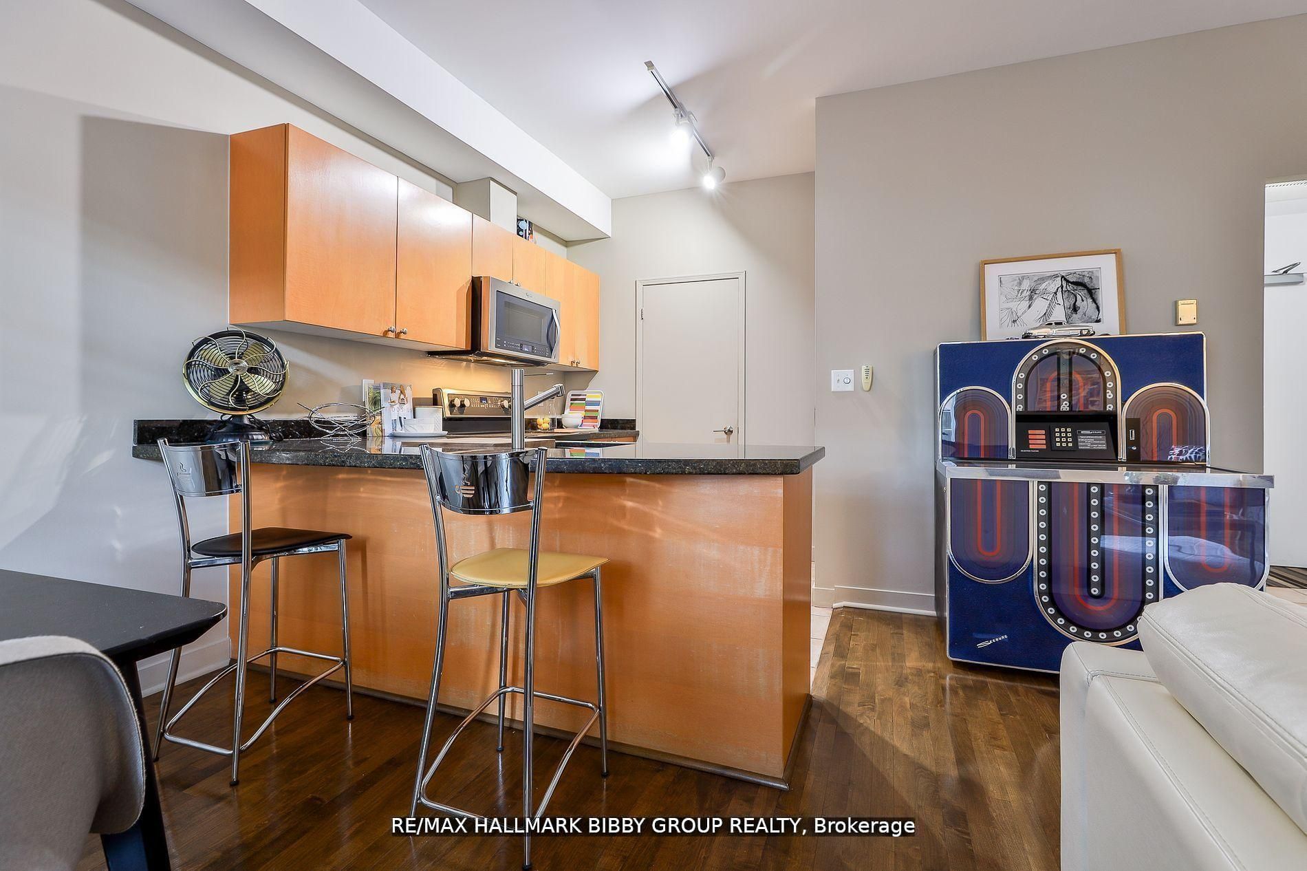 500 Richmond Street W 315 Property Photo 15