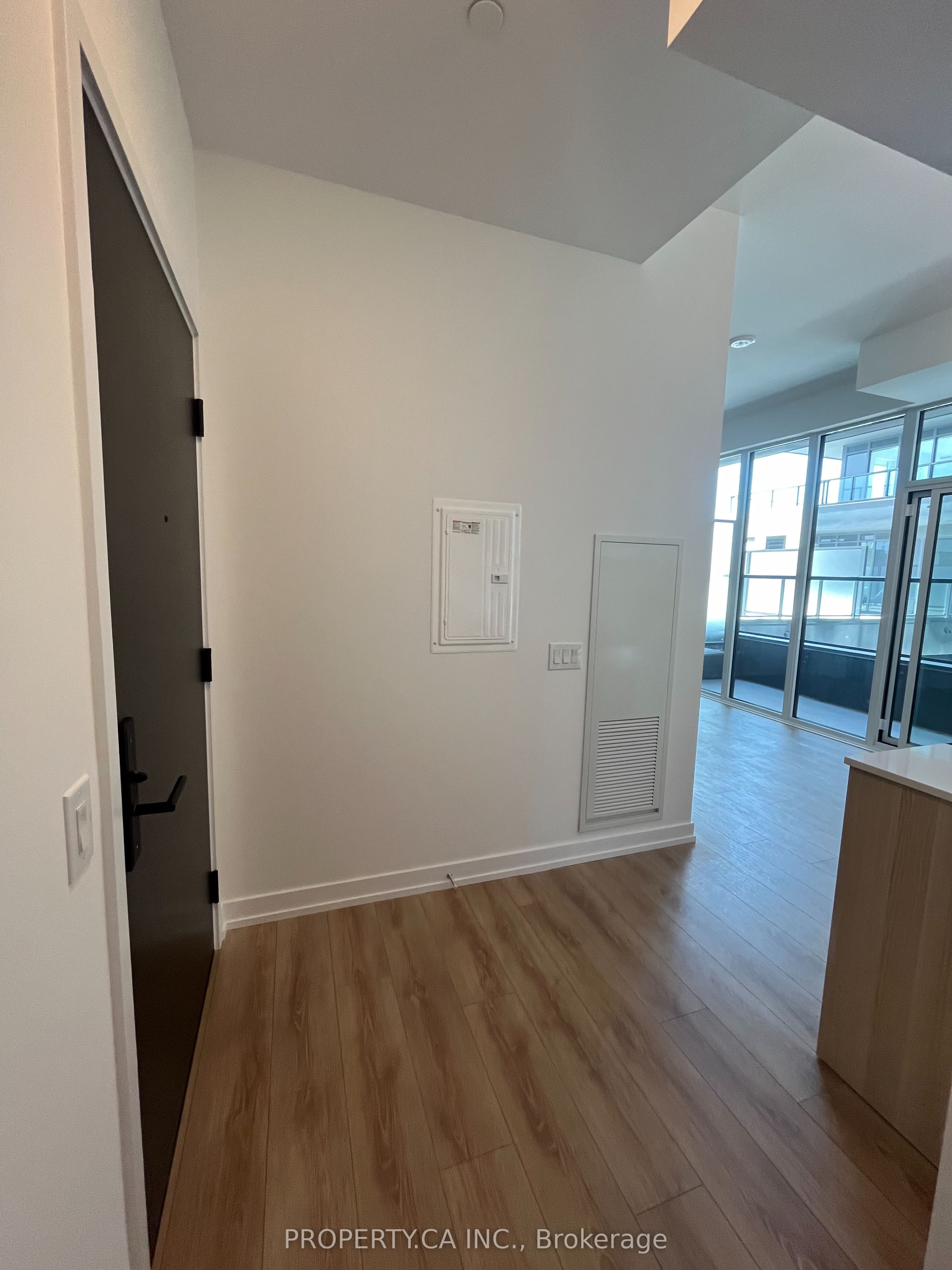 500 Dupont Street 320 Property Photo 13