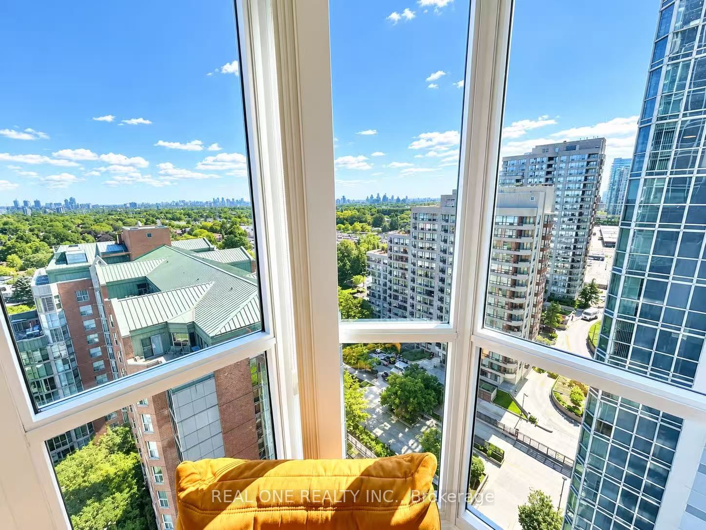 5793 Yonge Street 1905 Property Photo 15