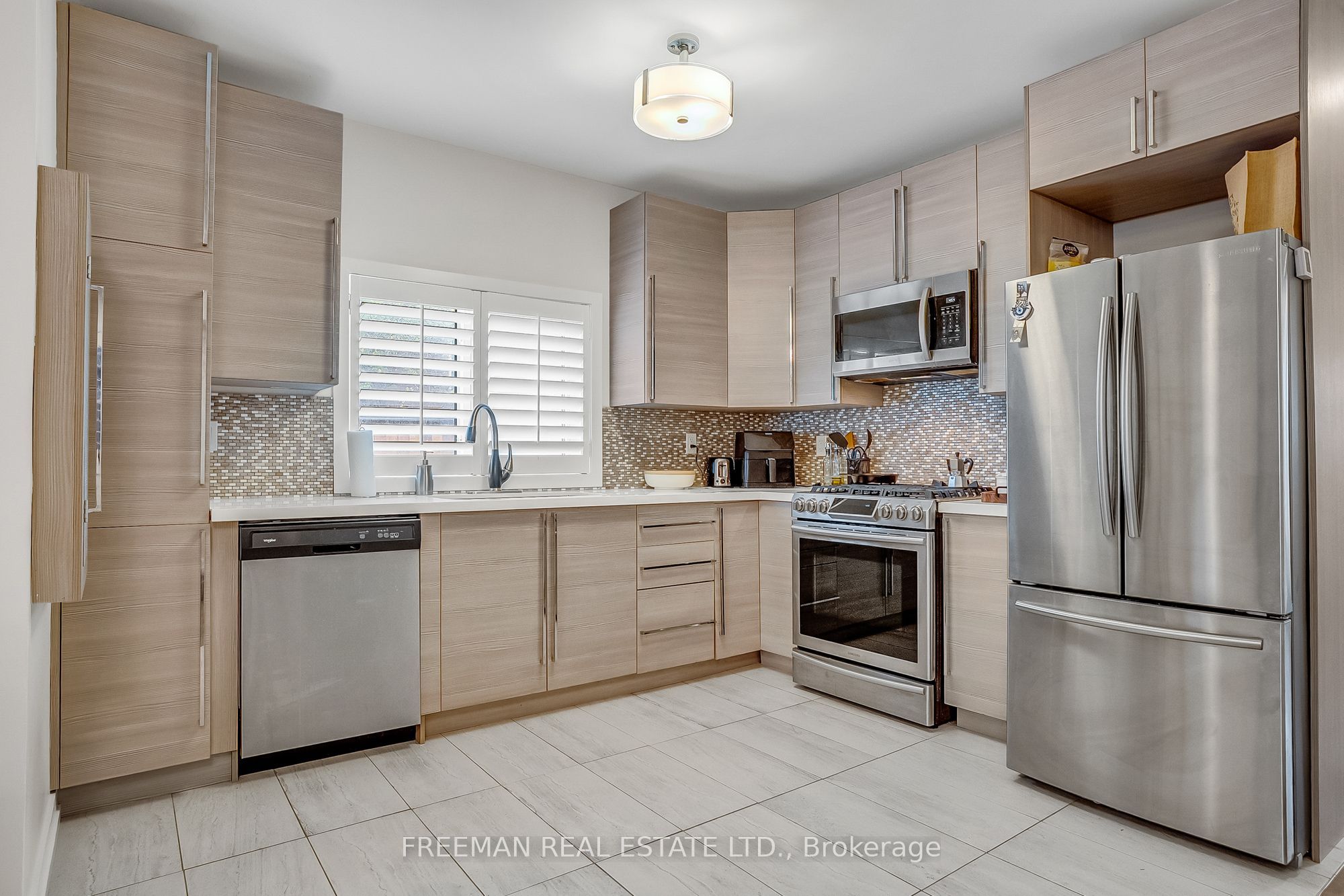 12 Arlington Avenue Main Property Photo 6