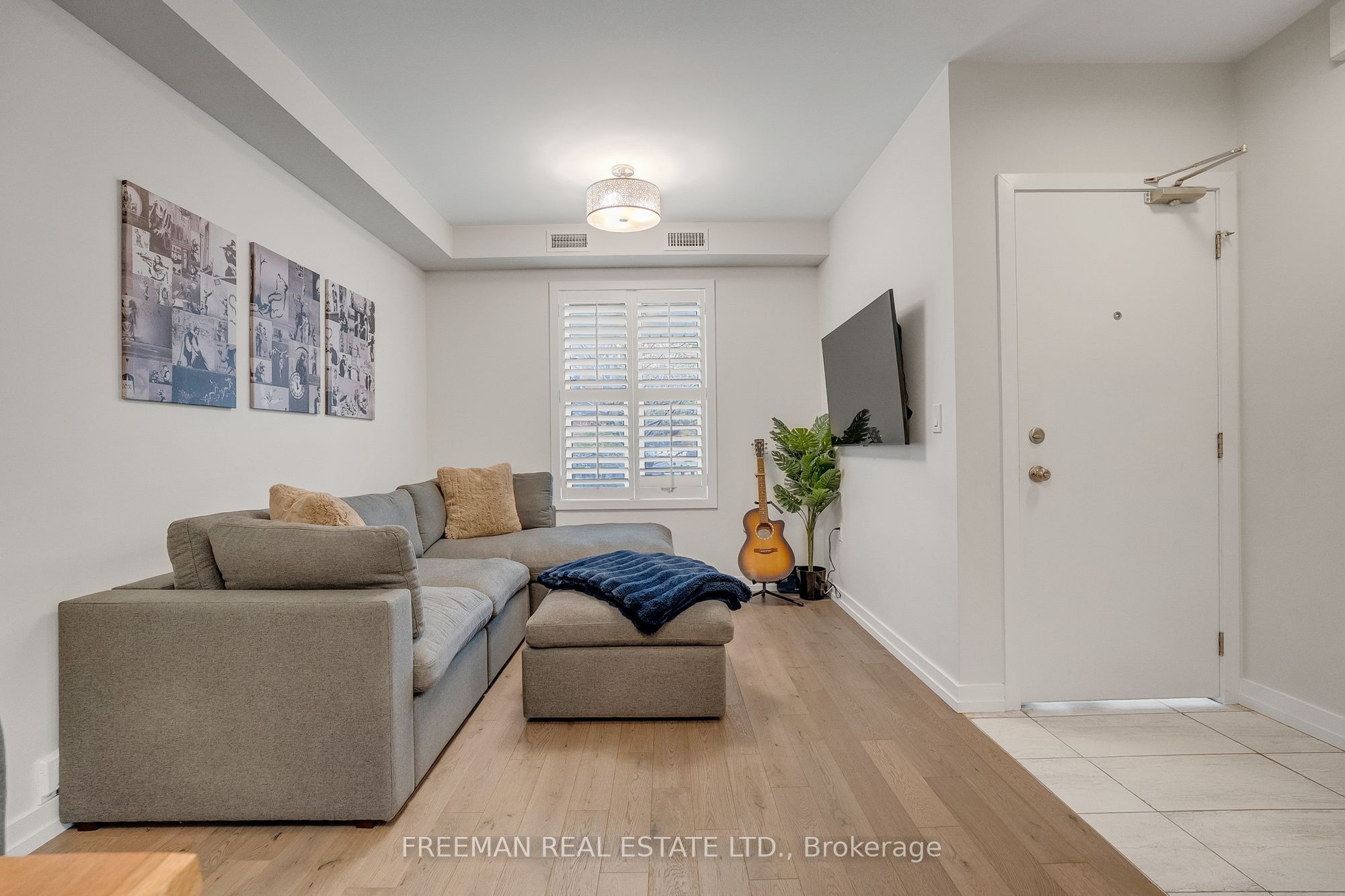 12 Arlington Avenue Main Property Photo 10