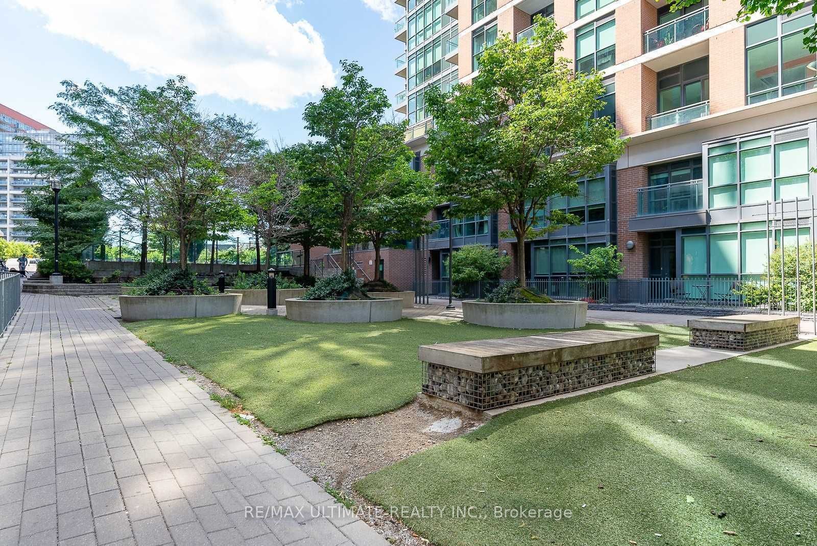 1169 Queen Street W N325 Property Photo 15