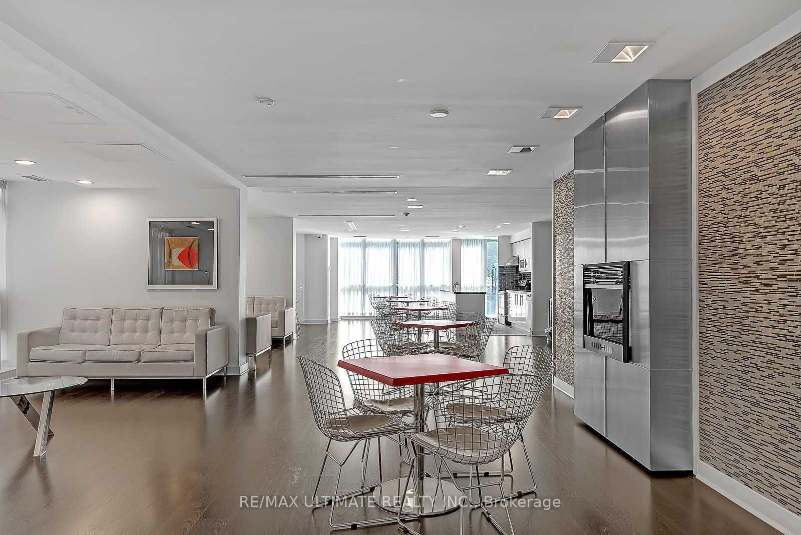 1169 Queen Street W N325 Property Photo 20