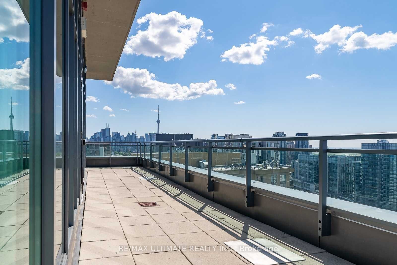 1169 Queen Street W N325 Property Photo 24