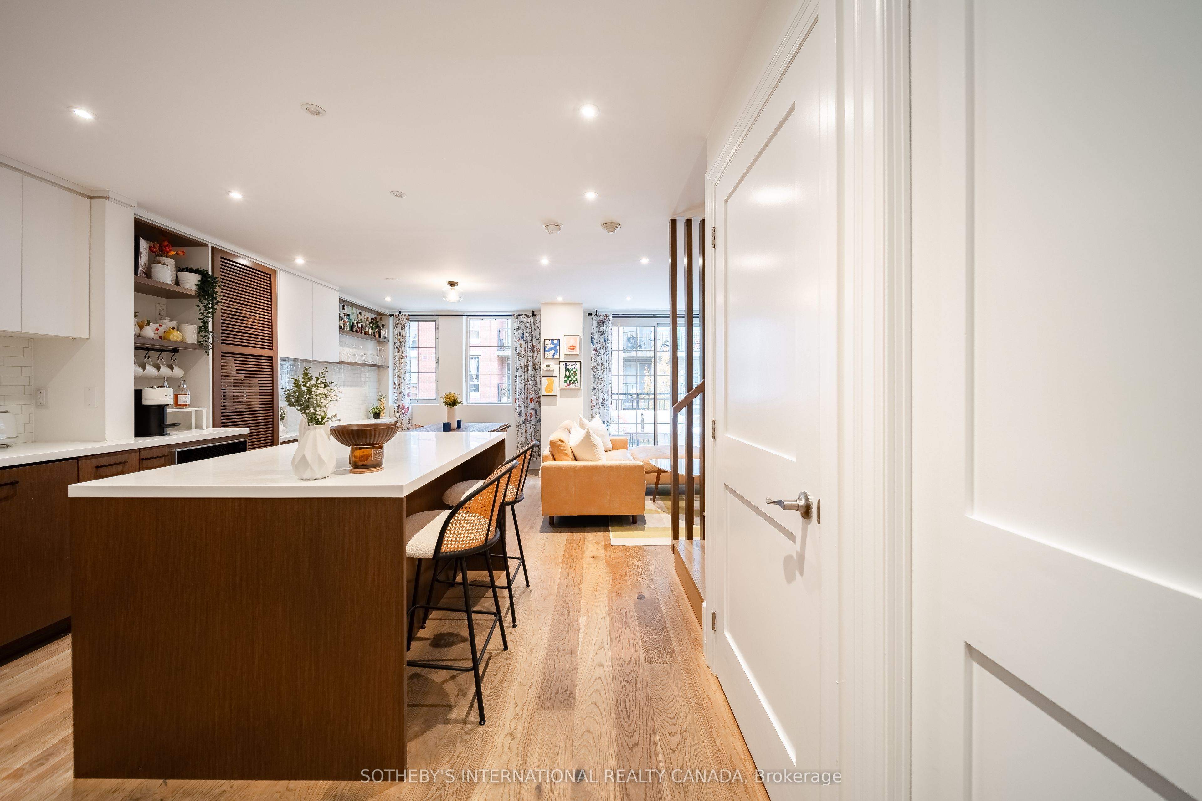 39 Shank Street 308 Property Photo 4