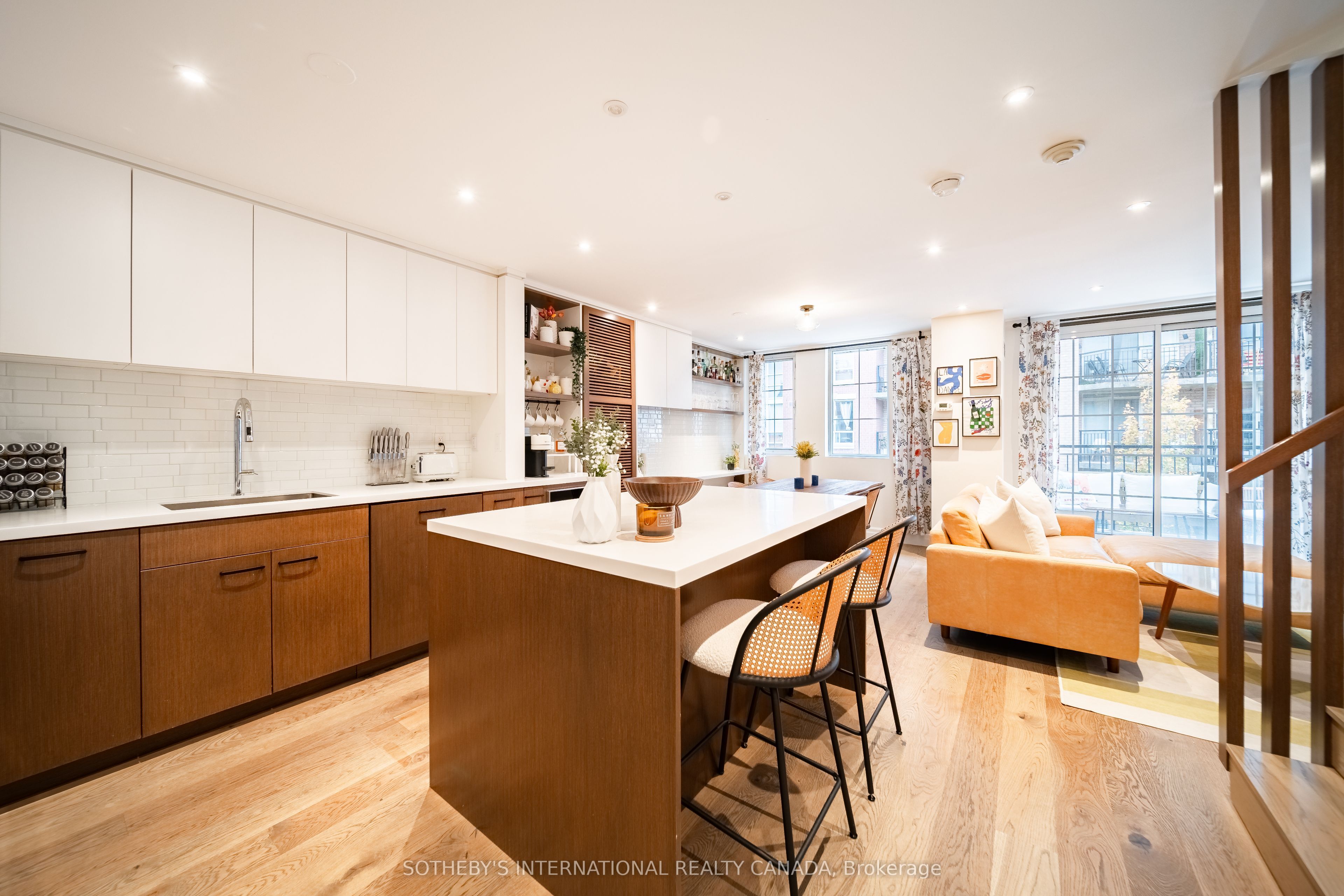 39 Shank Street 308 Property Photo 6