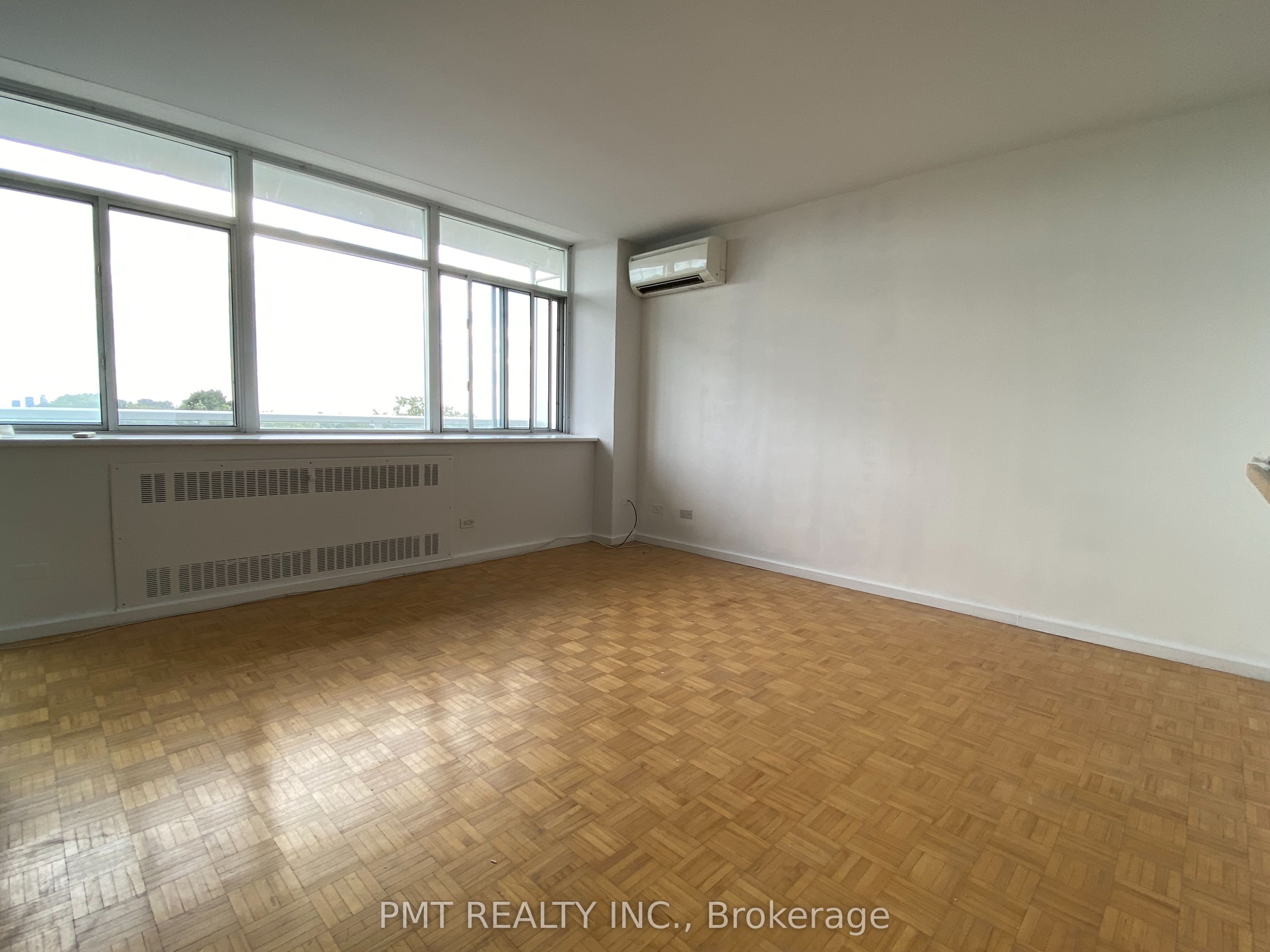 580 Christie Street 606 Property Photo 5