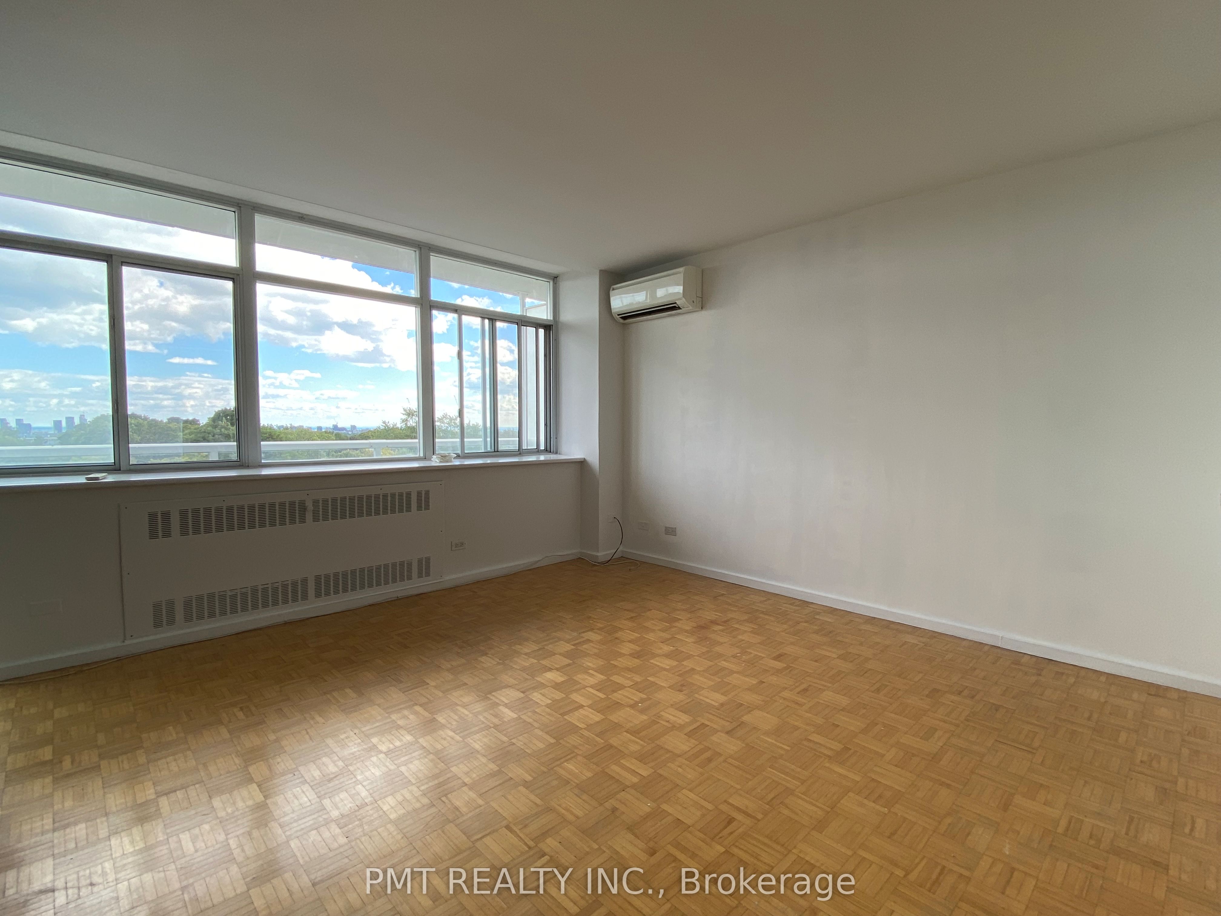 580 Christie Street 606 Property Photo 6