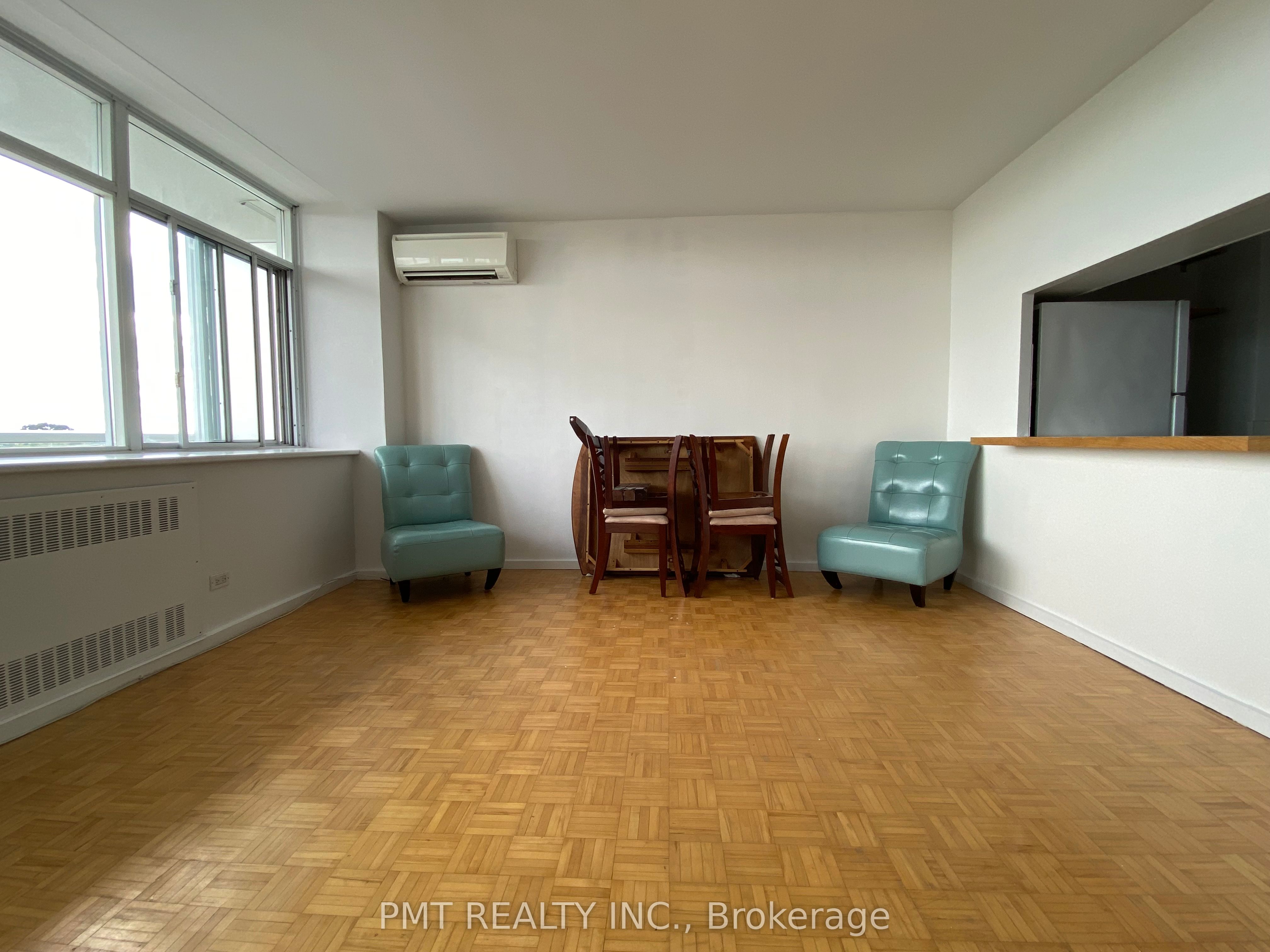 580 Christie Street 606 Property Photo 10