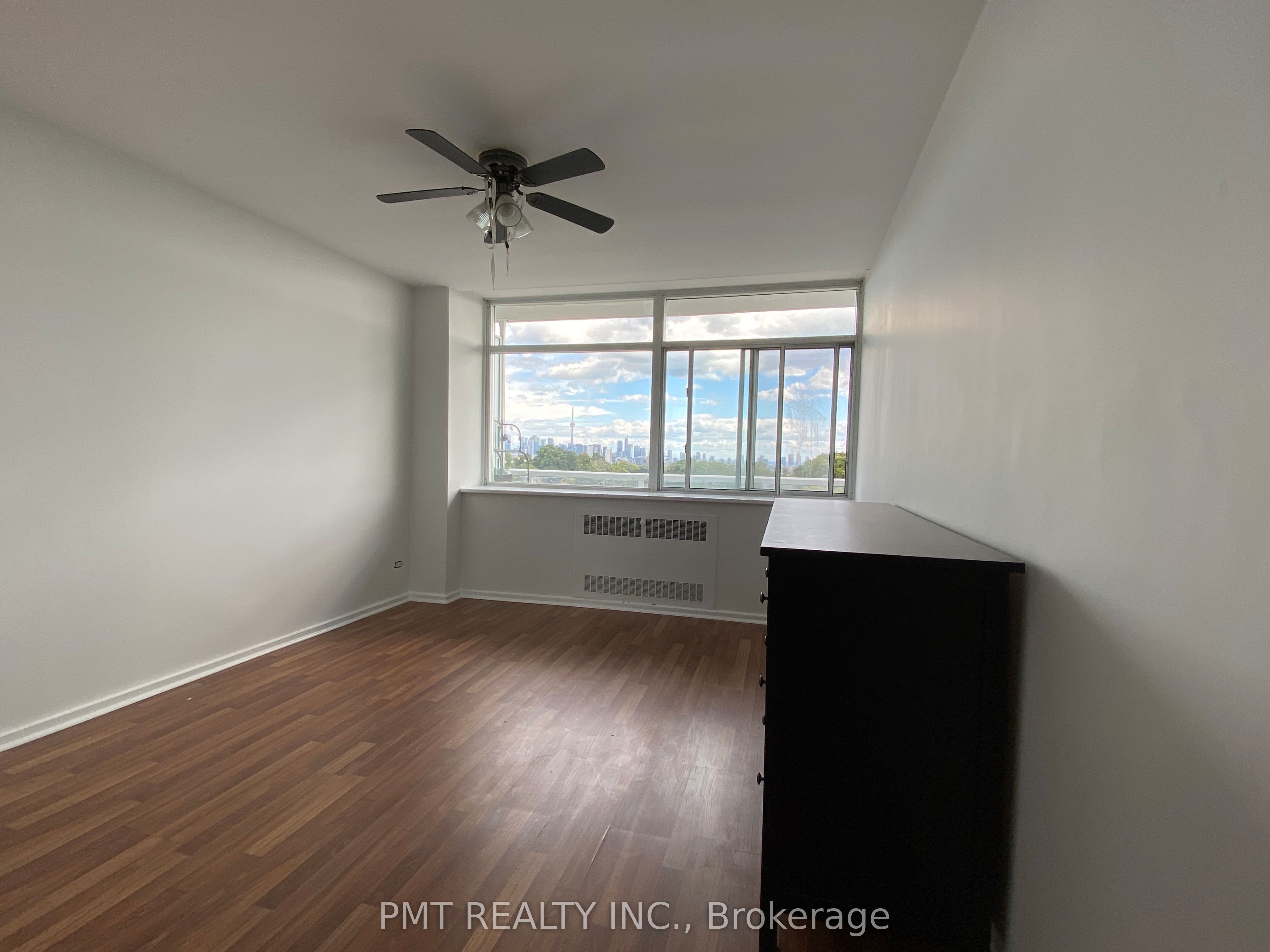 580 Christie Street 606 Property Photo 11