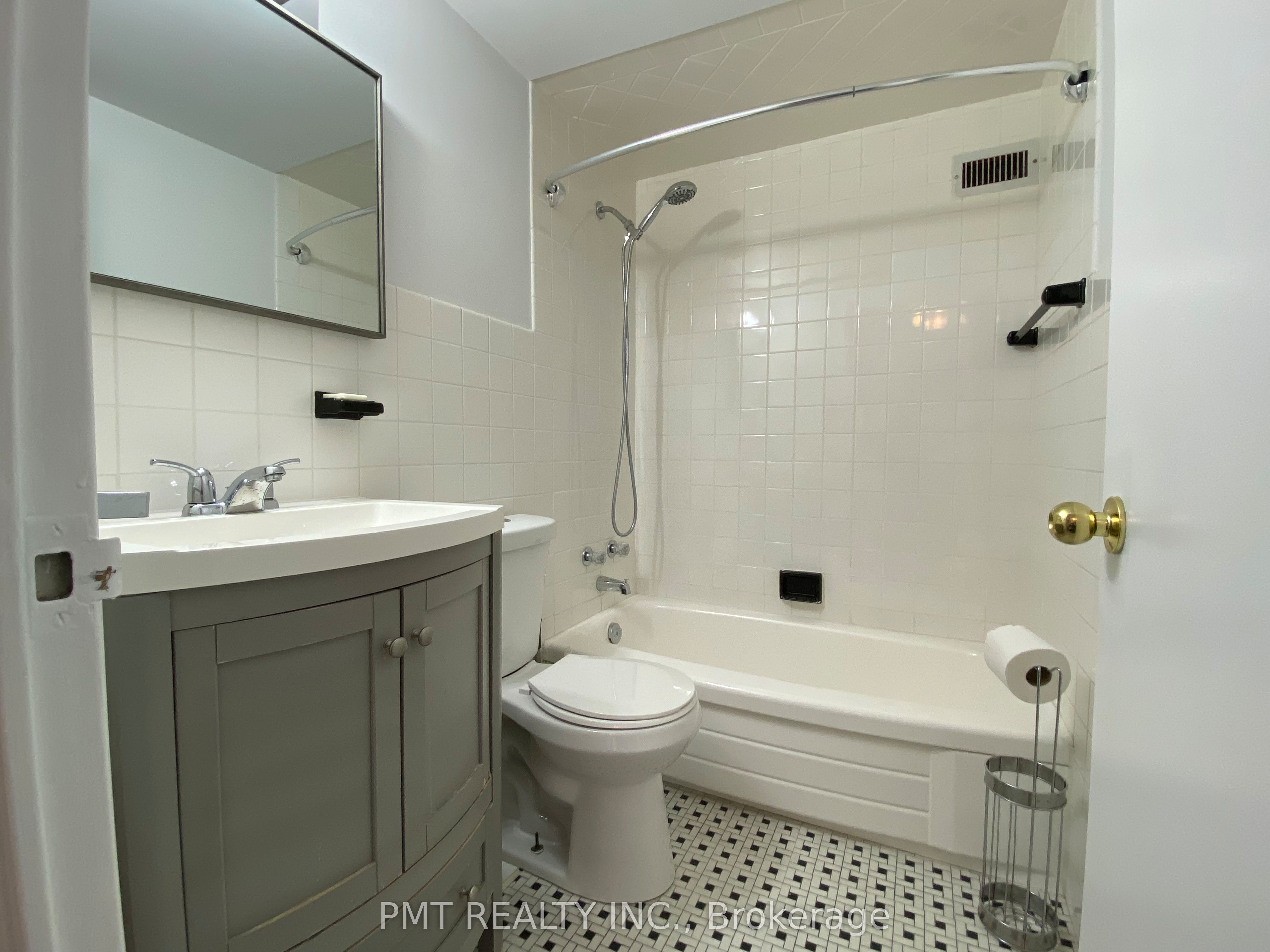 580 Christie Street 606 Property Photo 17