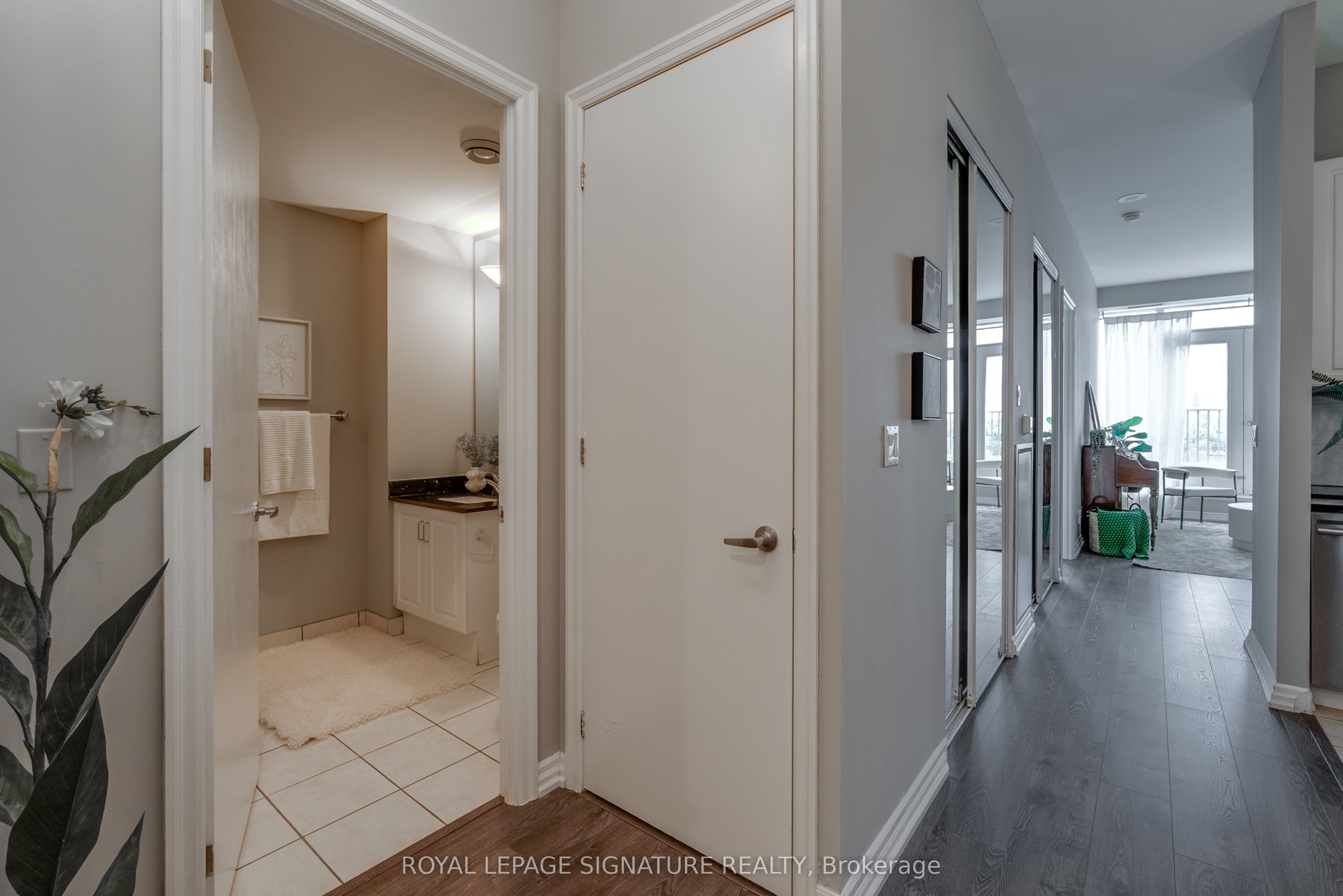 797 Don Mills Road 904 Property Photo 22