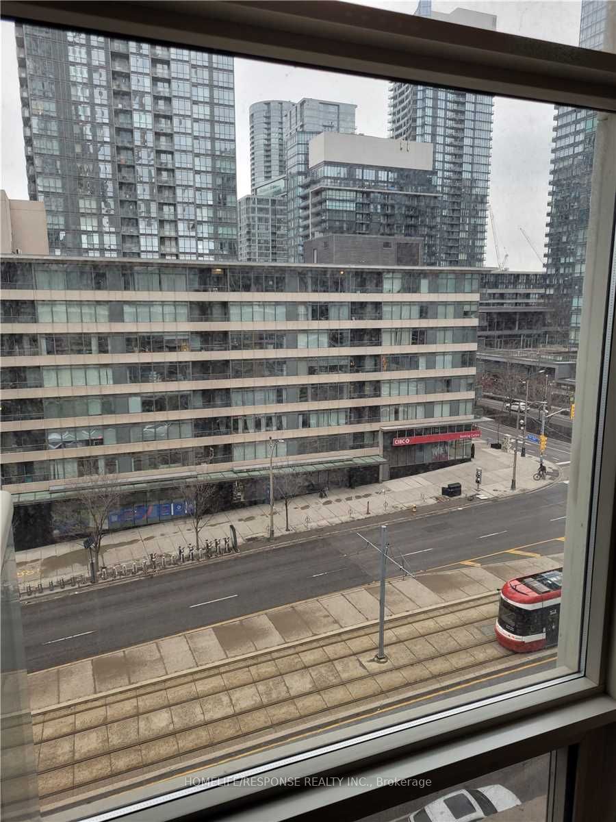 9 Spadina Avenue 706 Property Photo 16