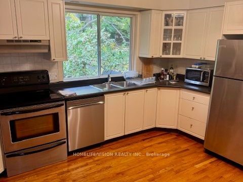 103 Laurentide Drive Property Photo 16