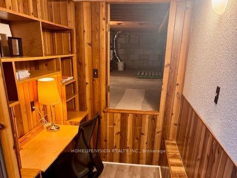 103 Laurentide Drive Property Photo 20